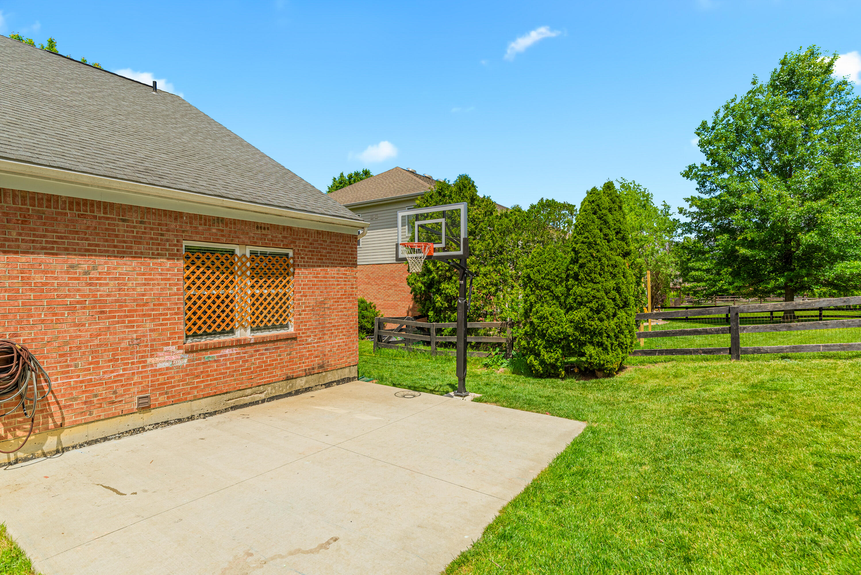 1111 Bayswater Drive Property Photo 6