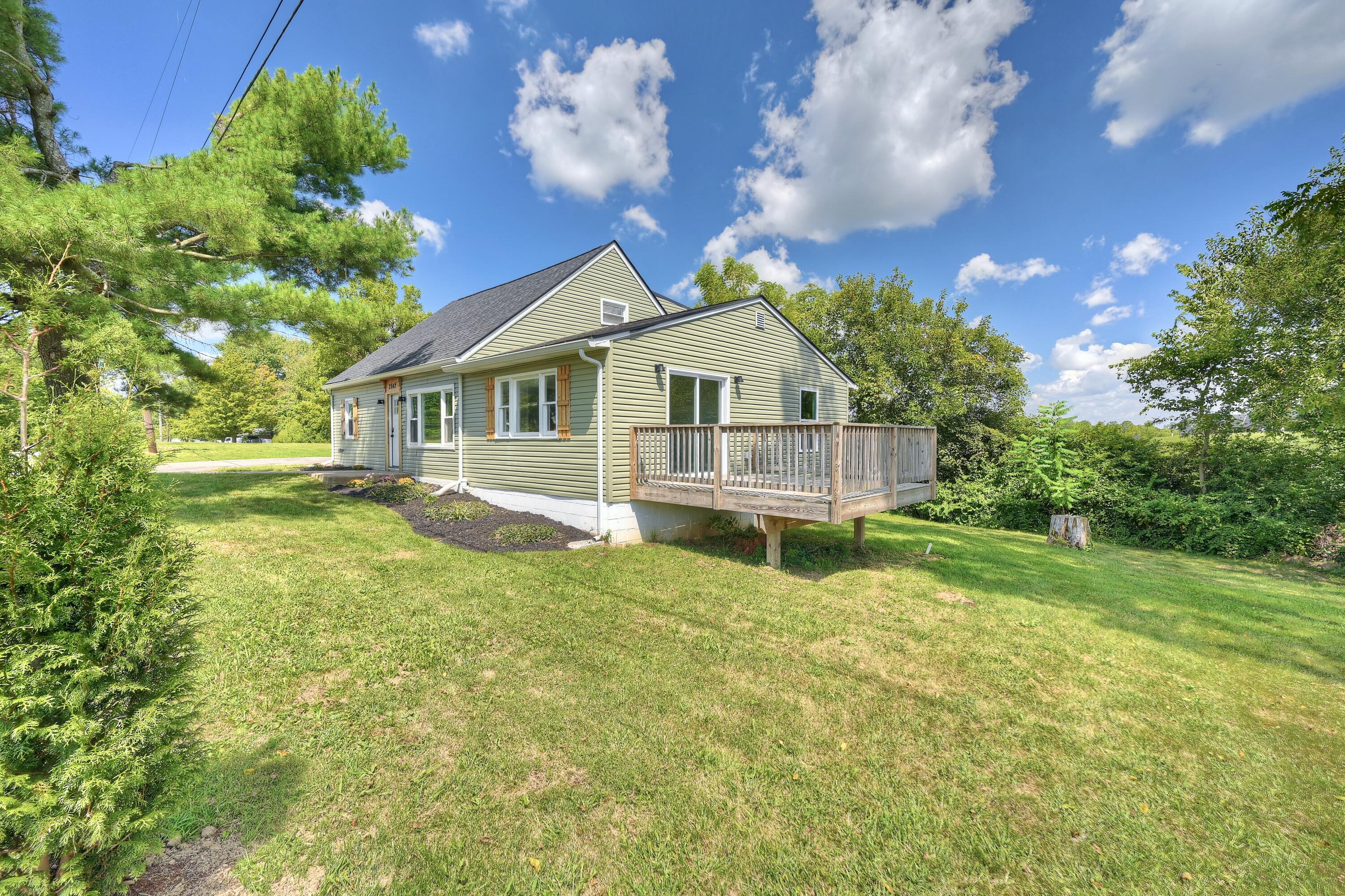 2942 Hathaway Road Property Photo 2
