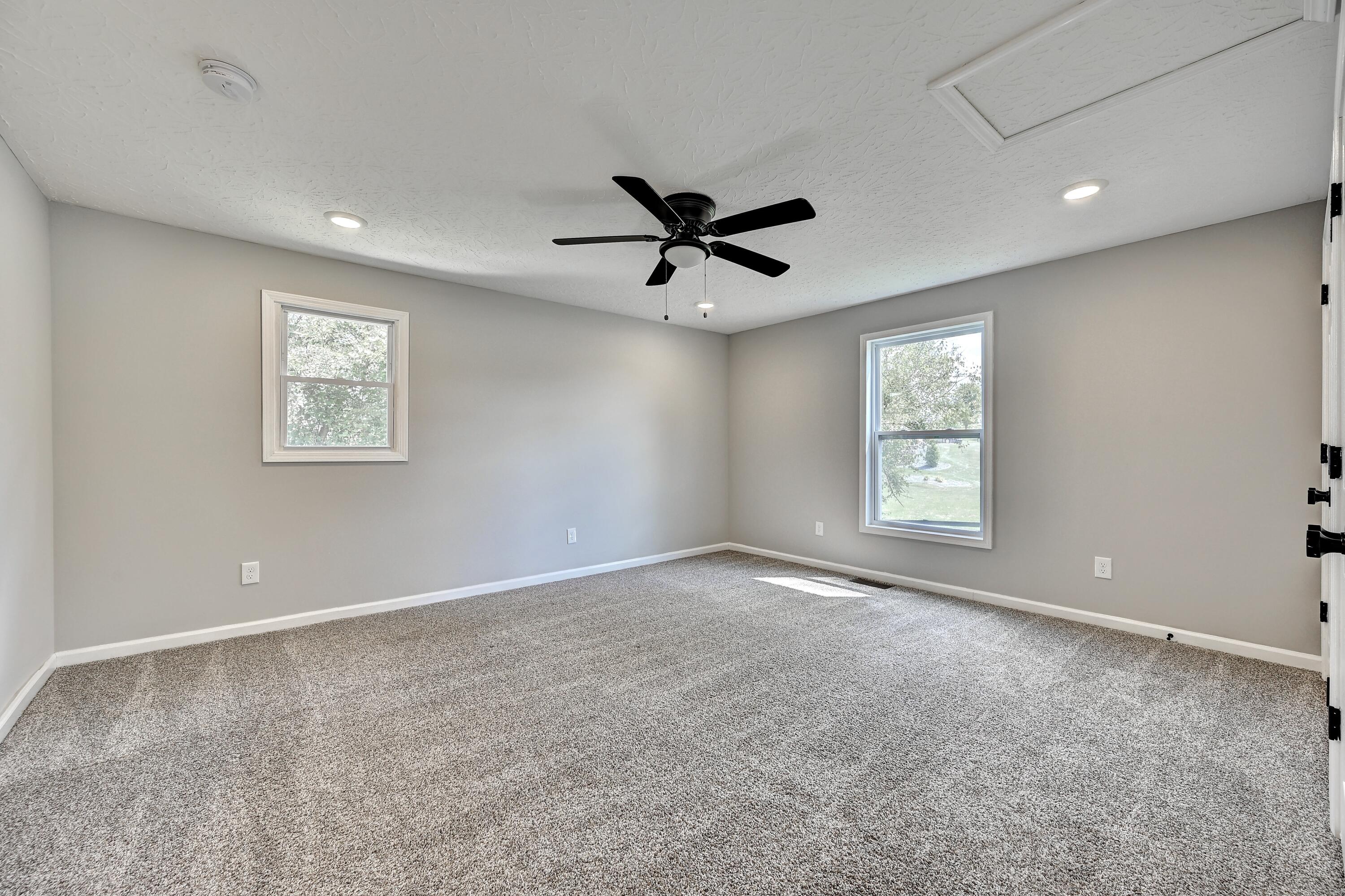 2942 Hathaway Road Property Photo 15
