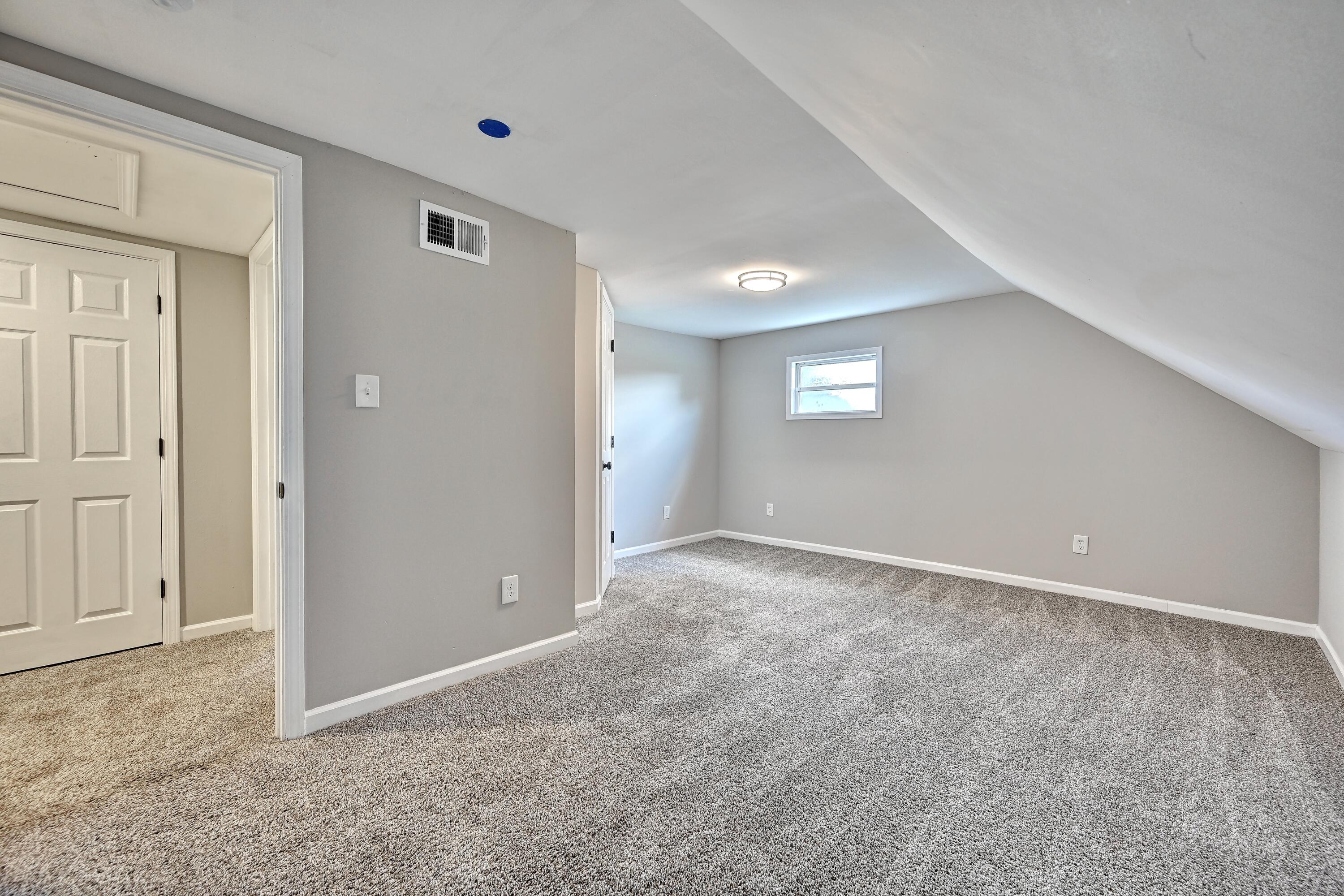 2942 Hathaway Road Property Photo 18
