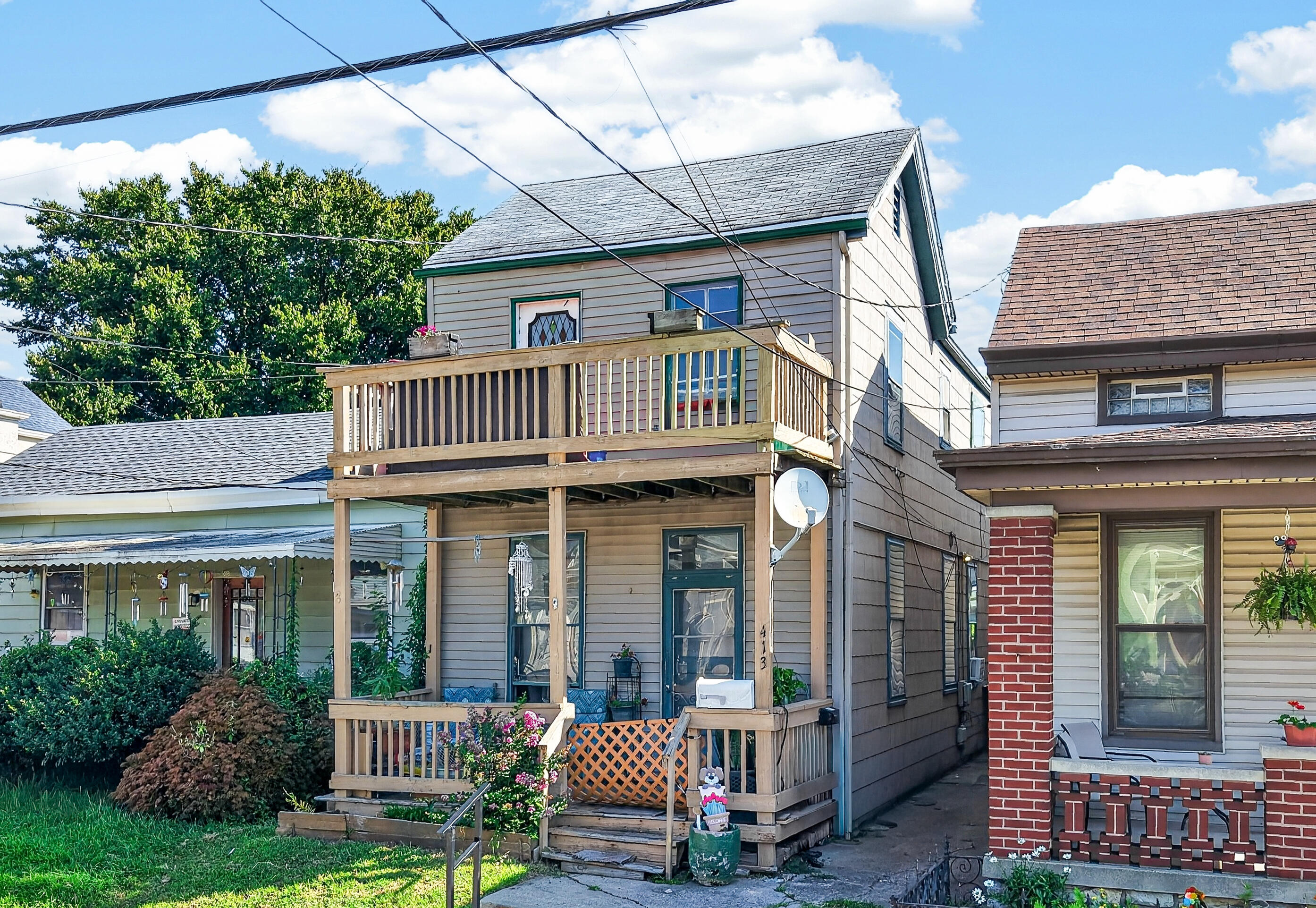 413 Berry Avenue Property Photo 4