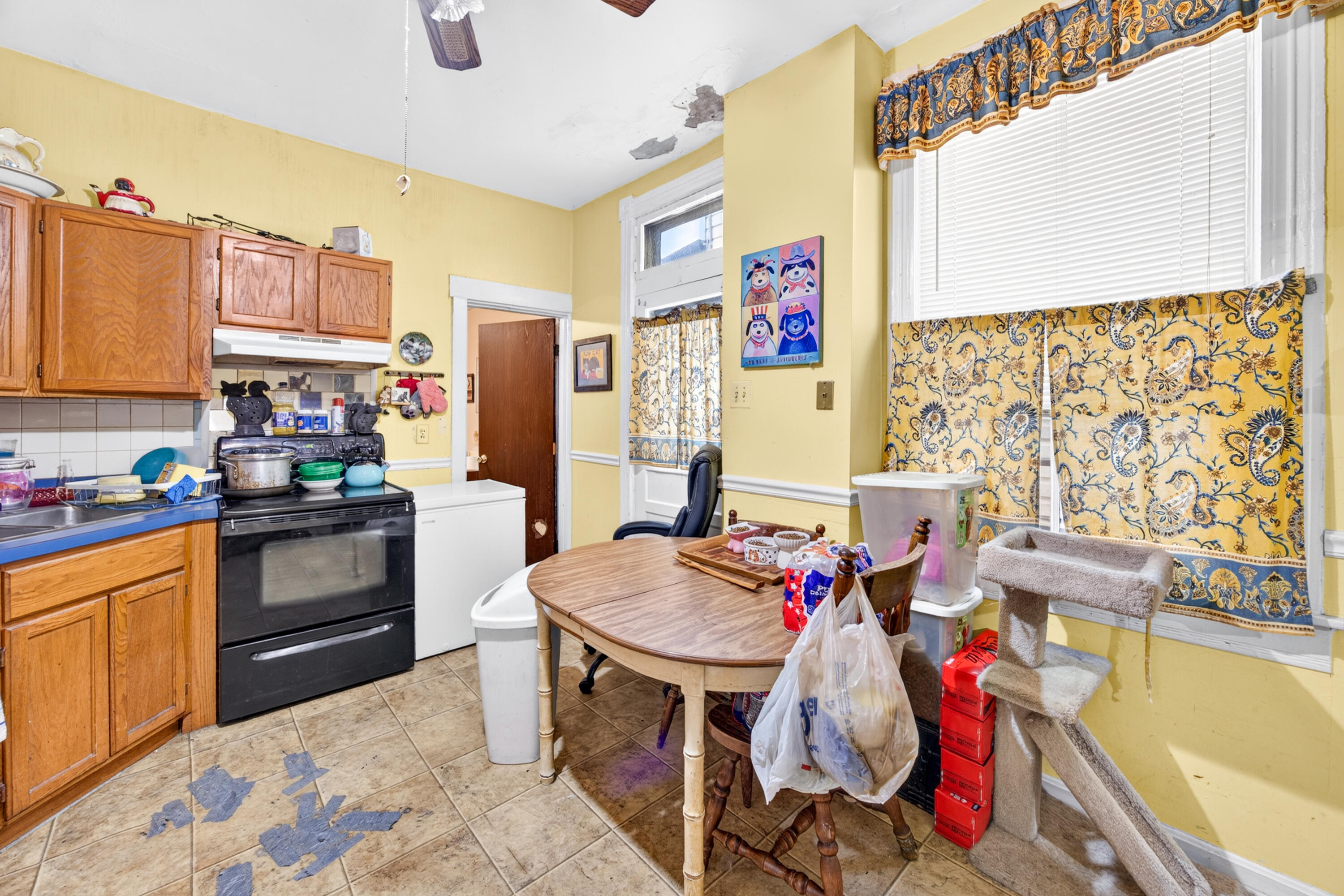 413 Berry Avenue Property Photo 14