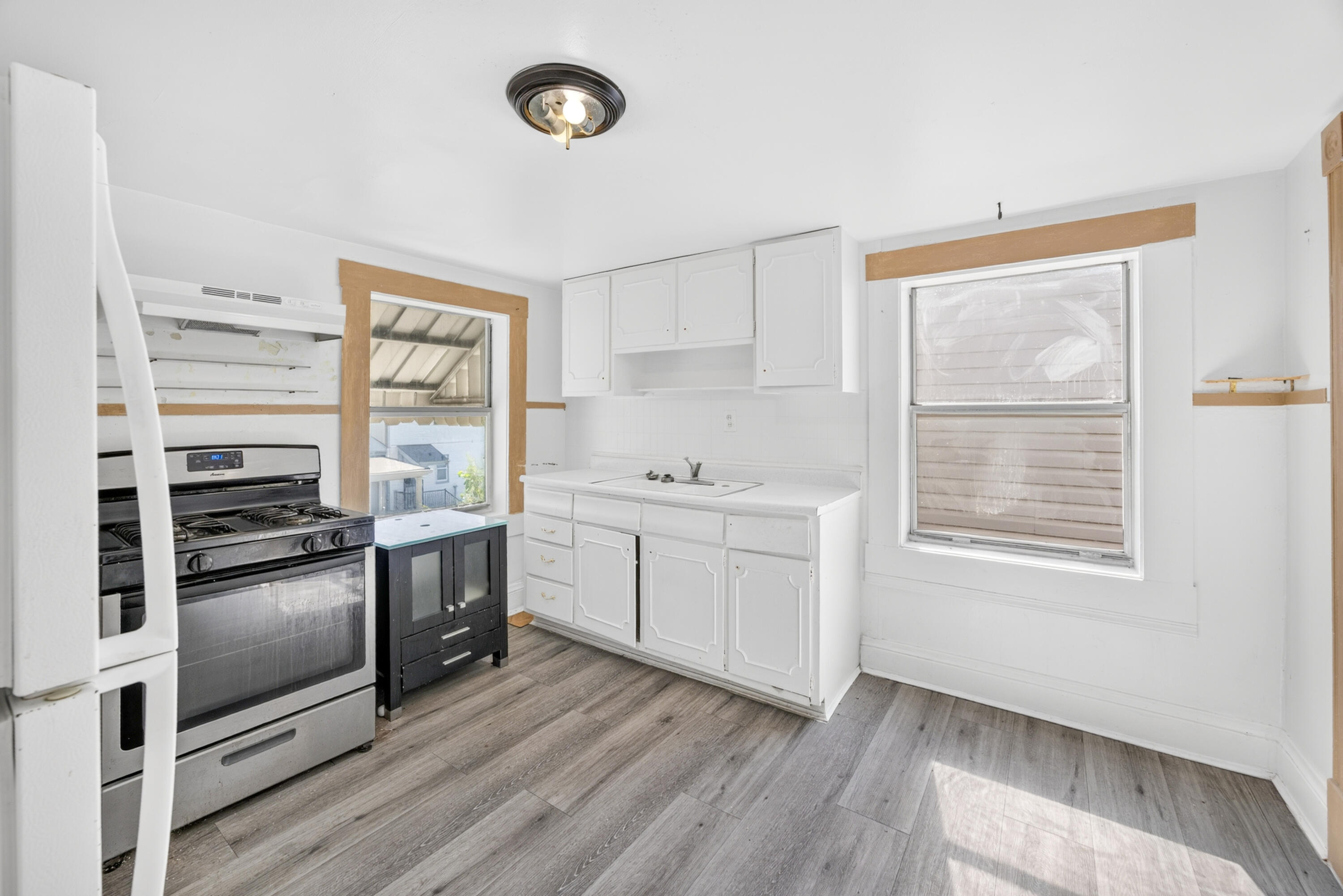 413 Berry Avenue Property Photo 17