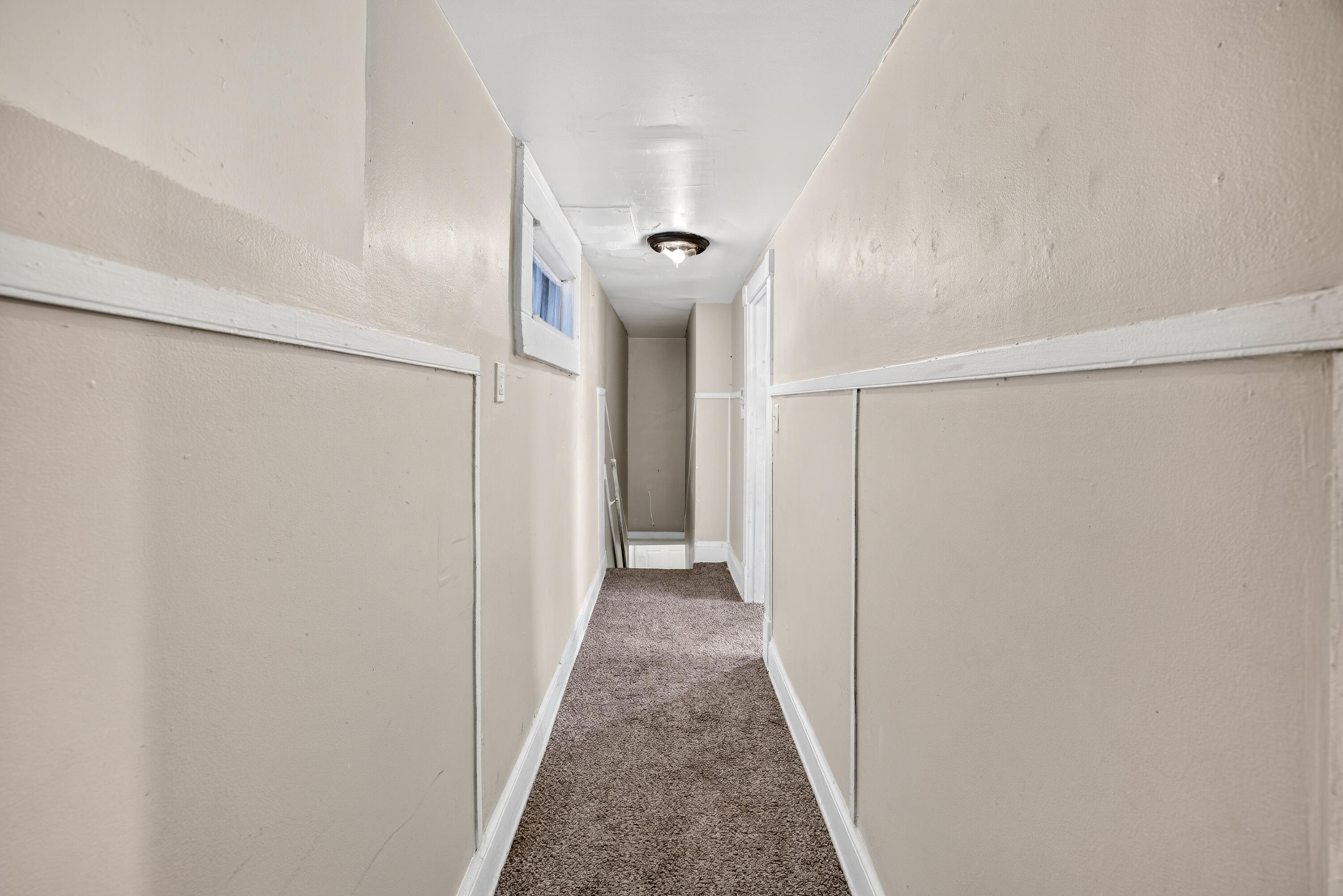 413 Berry Avenue Property Photo 23