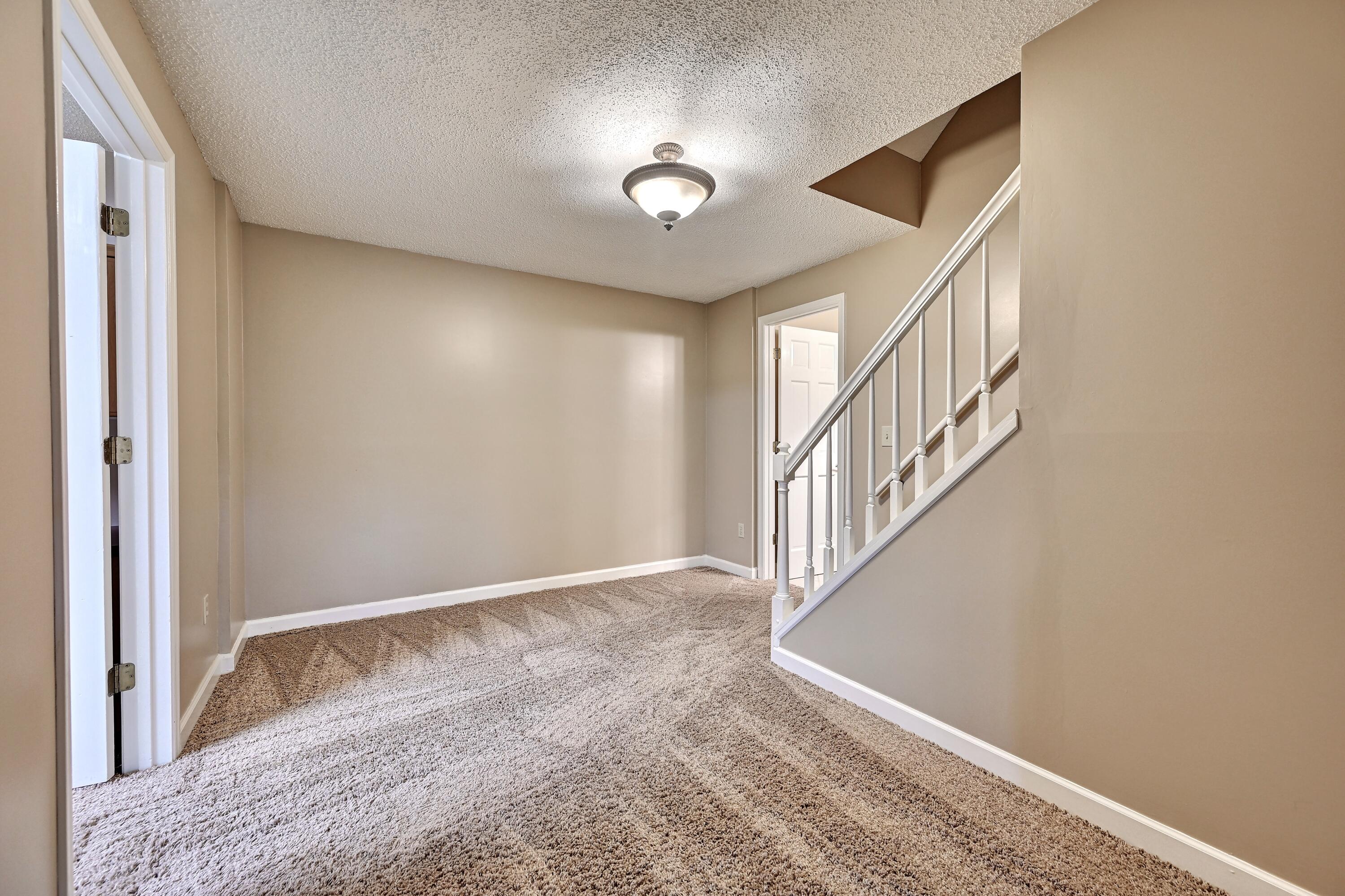10667 Bridlepath Lane Property Photo 44