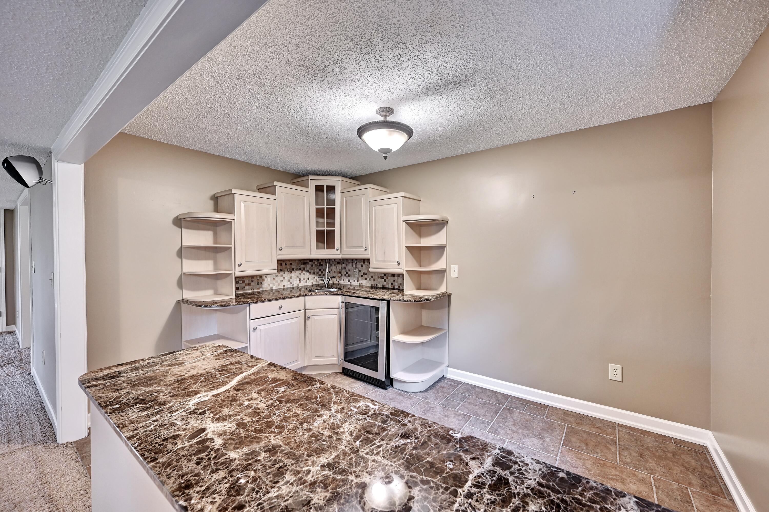 10667 Bridlepath Lane Property Photo 50
