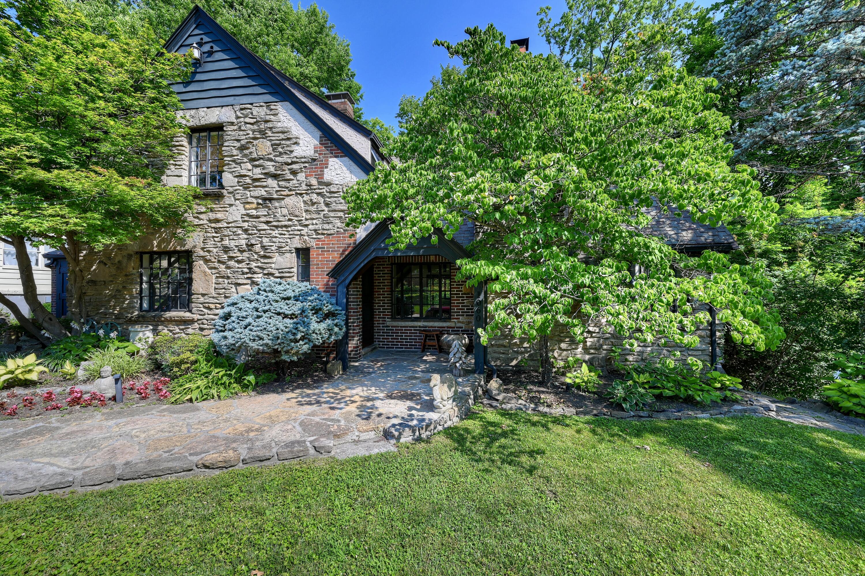 1060 Jackson Road Property Photo 1