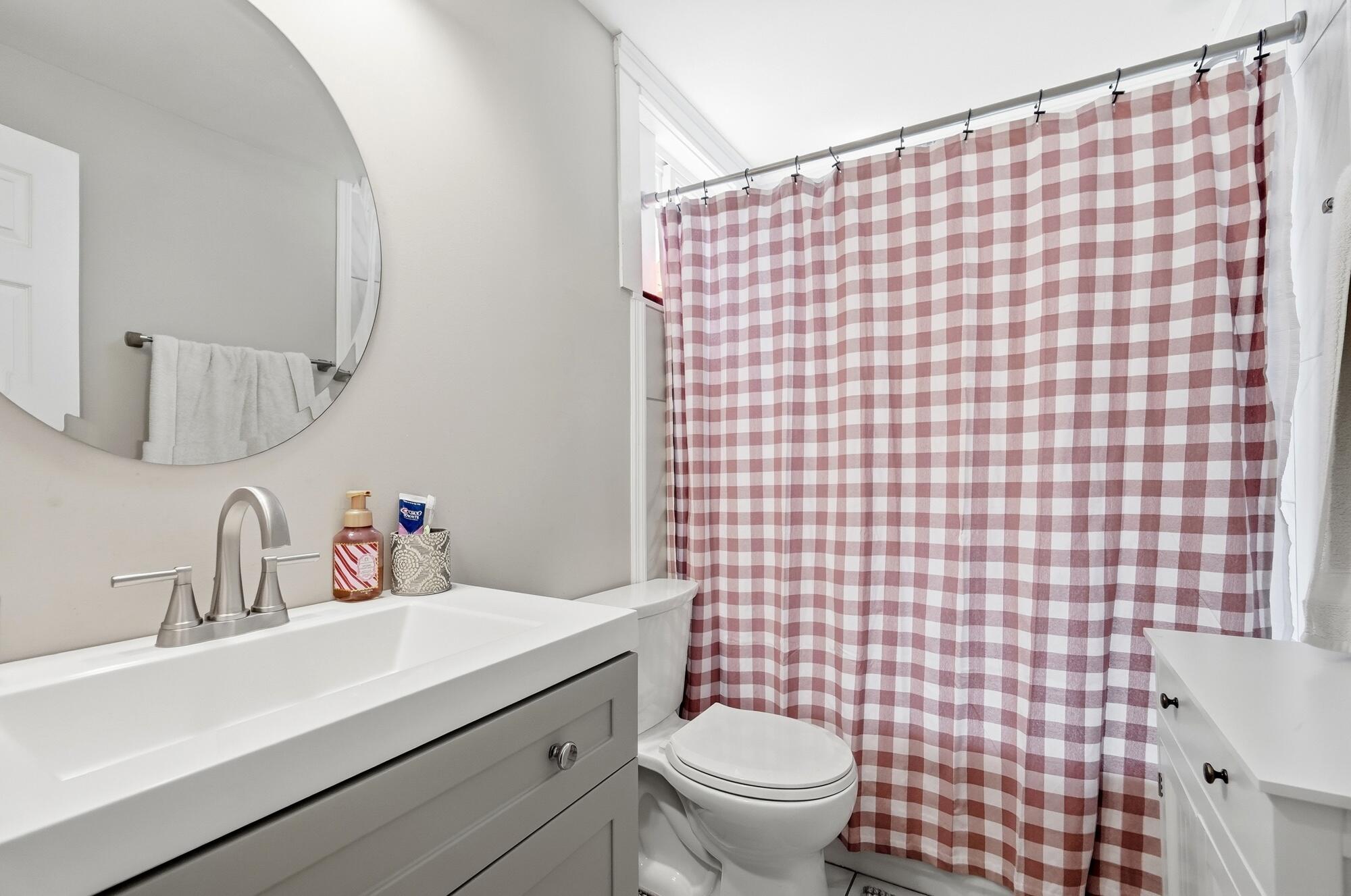 818 Central Avenue Property Photo 12