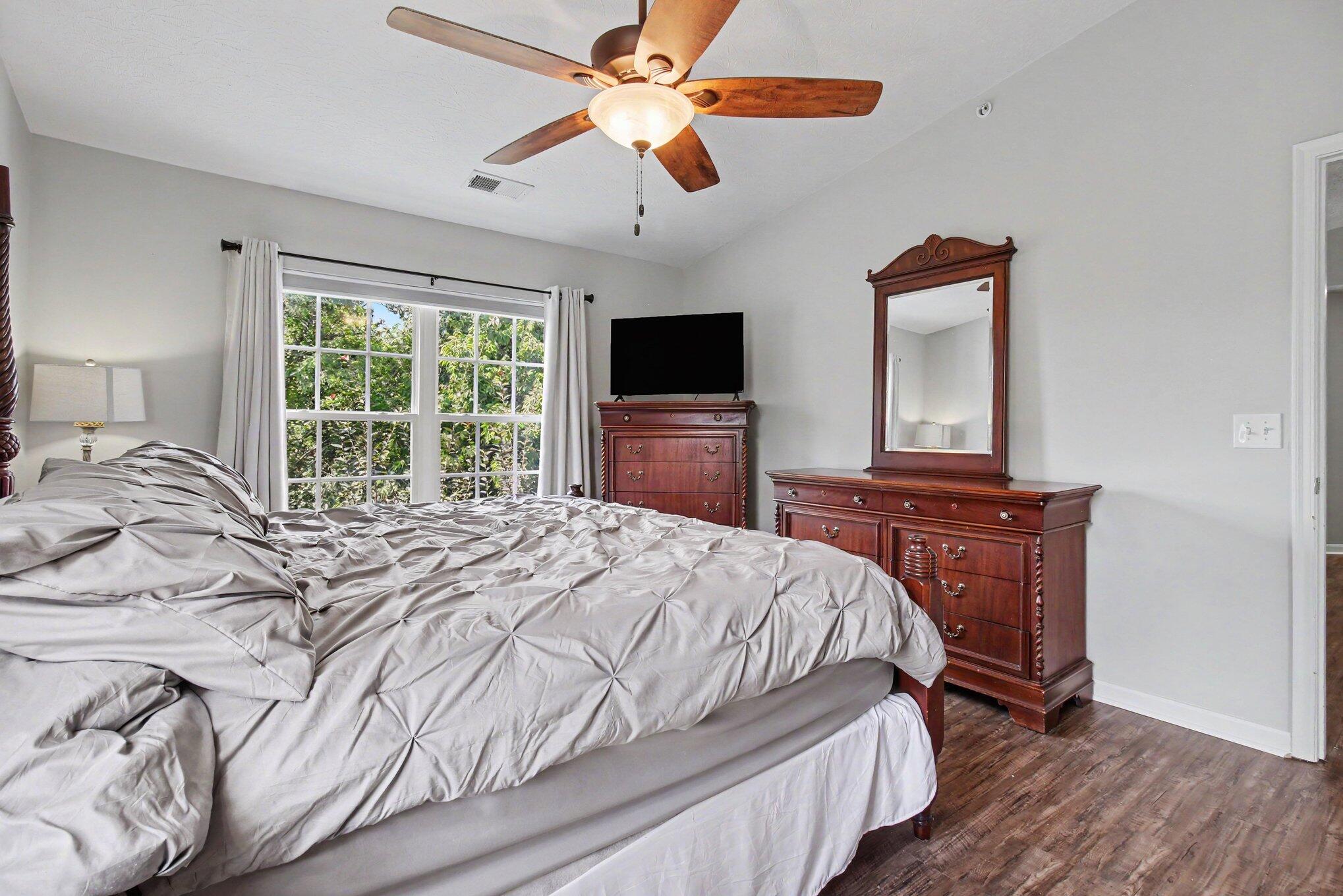 614 Ivy Ridge Drive Property Photo 18