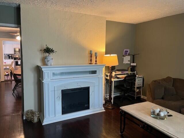 340 Ward Avenue Property Photo 2