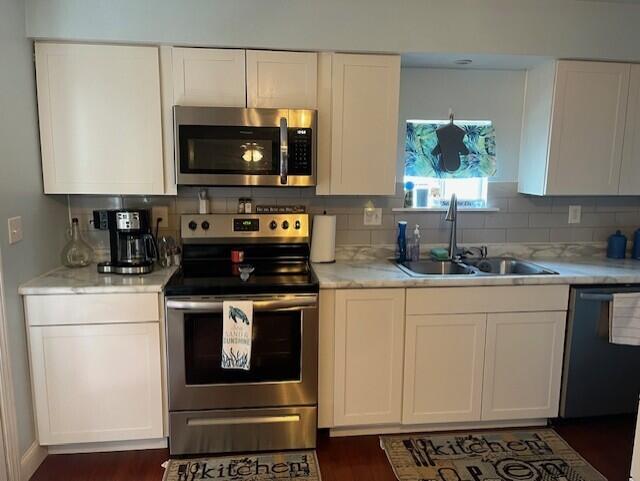 340 Ward Avenue Property Photo 4