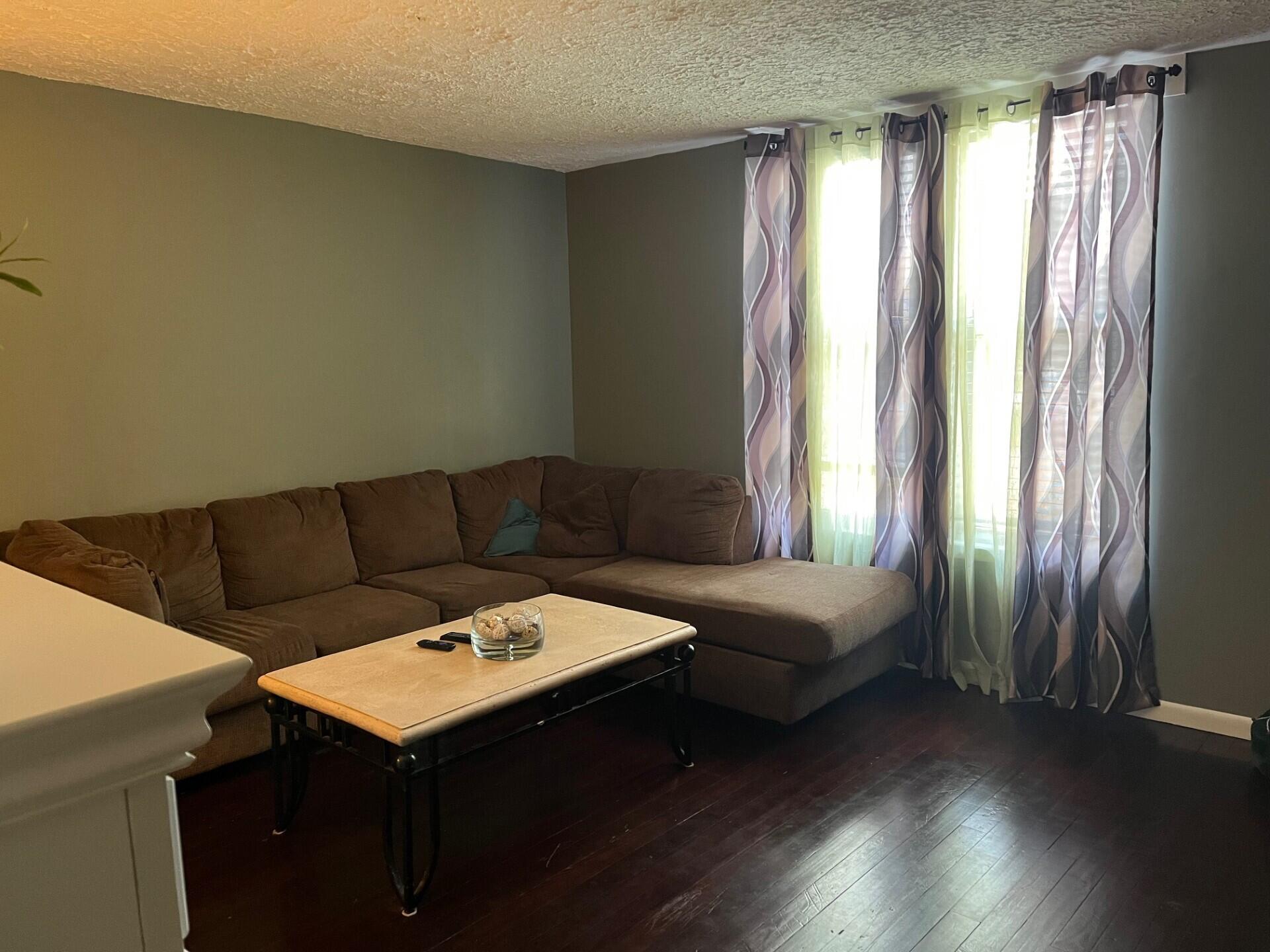 340 Ward Avenue Property Photo 10
