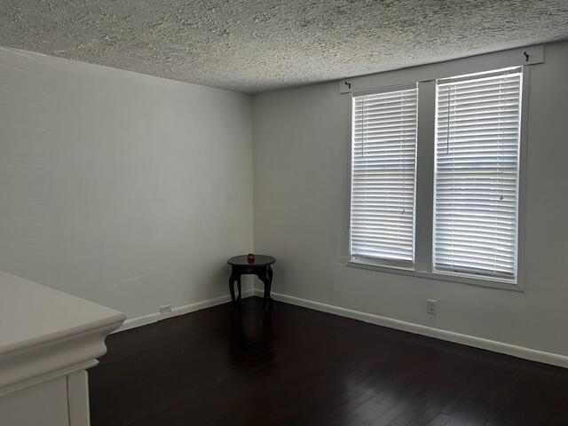 340 Ward Avenue Property Photo 29