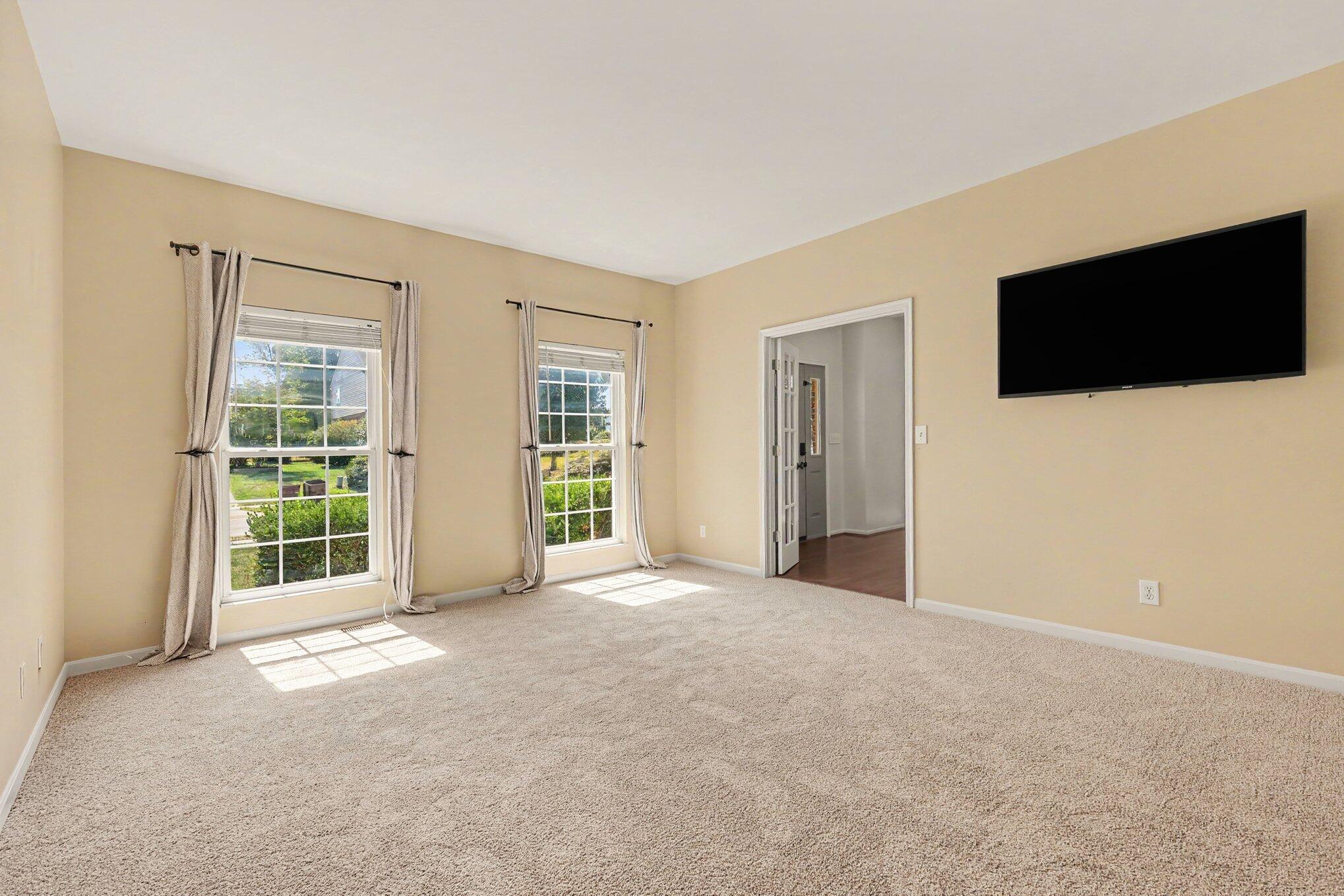 10082 Cedarwood Drive Property Photo 11