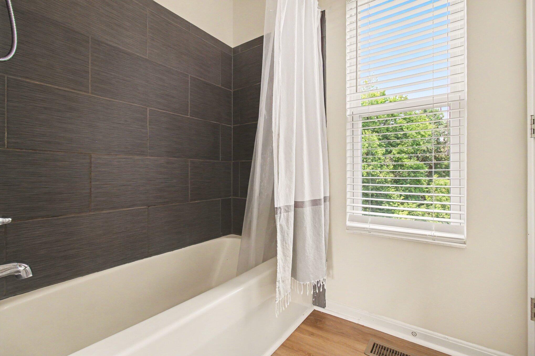 10082 Cedarwood Drive Property Photo 19