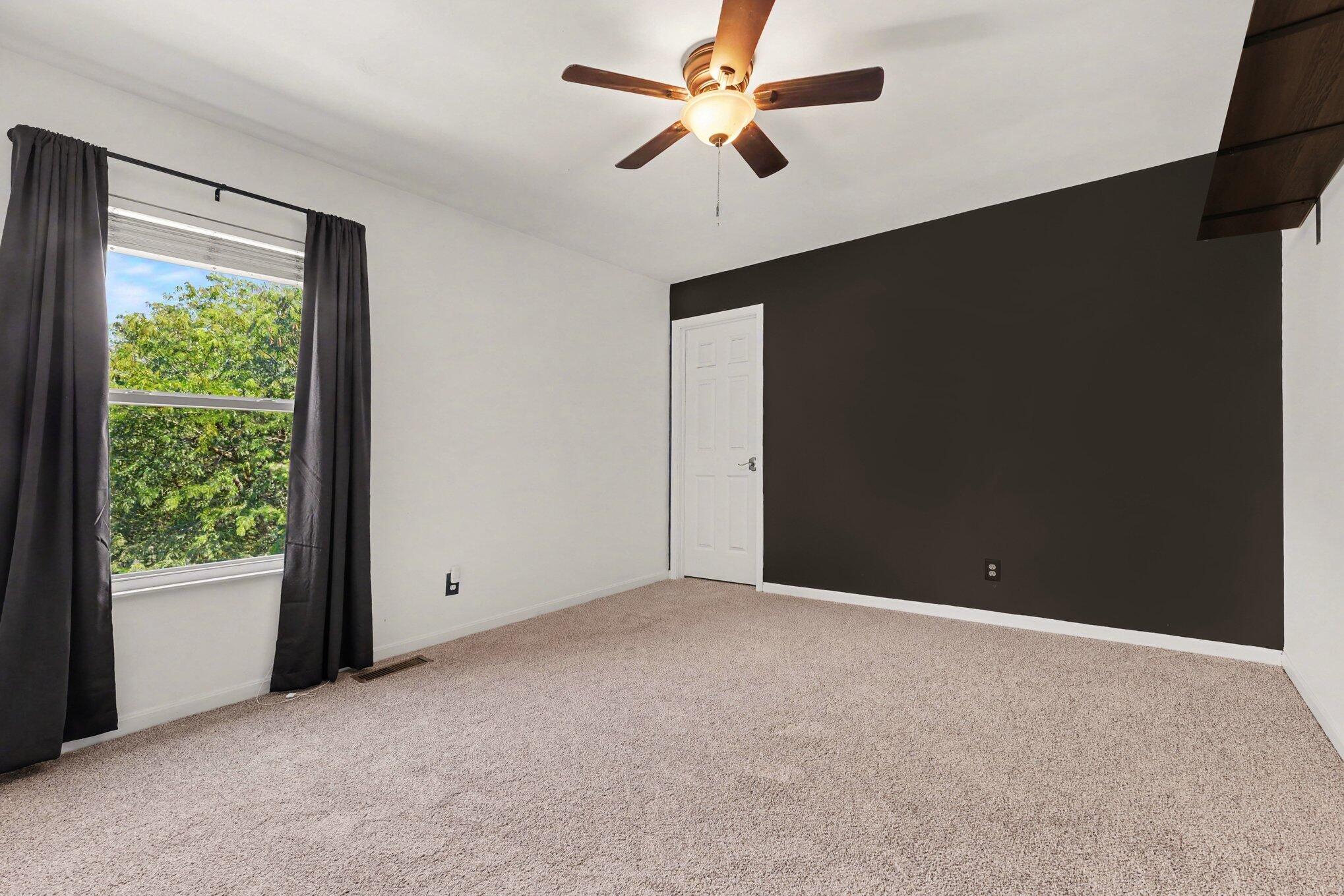 10082 Cedarwood Drive Property Photo 23