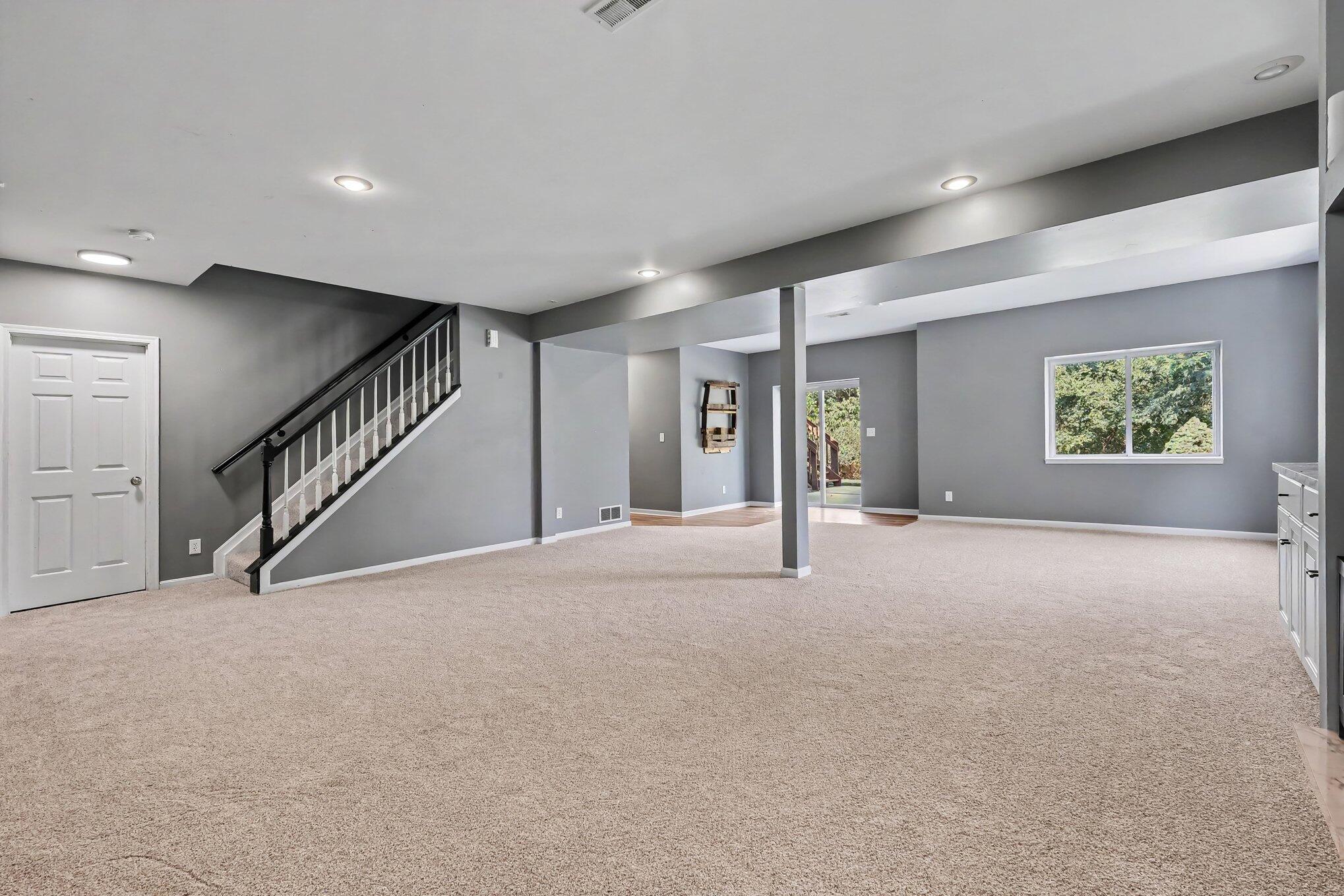 10082 Cedarwood Drive Property Photo 31