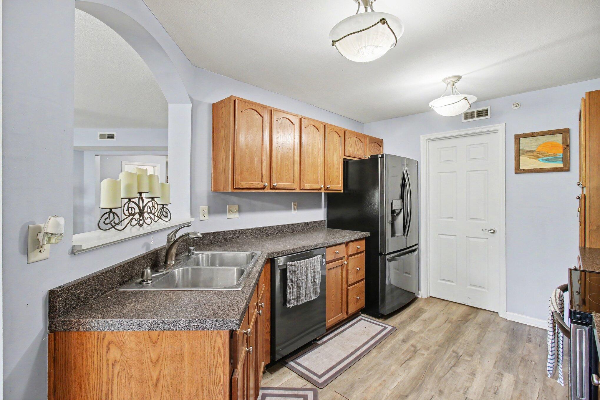 844 Flint Ridge Property Photo 12