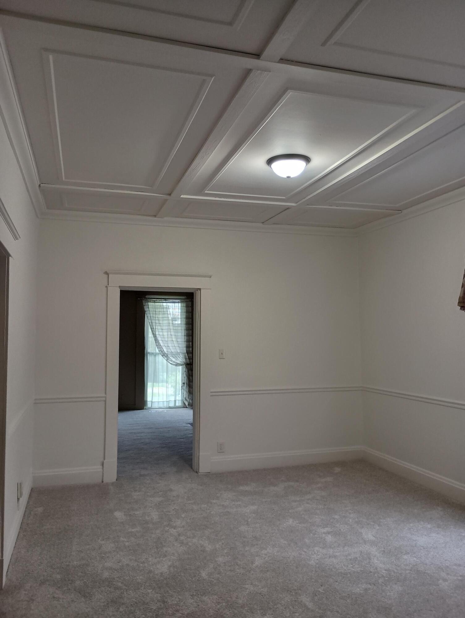 28 Broadway Street Property Photo 8