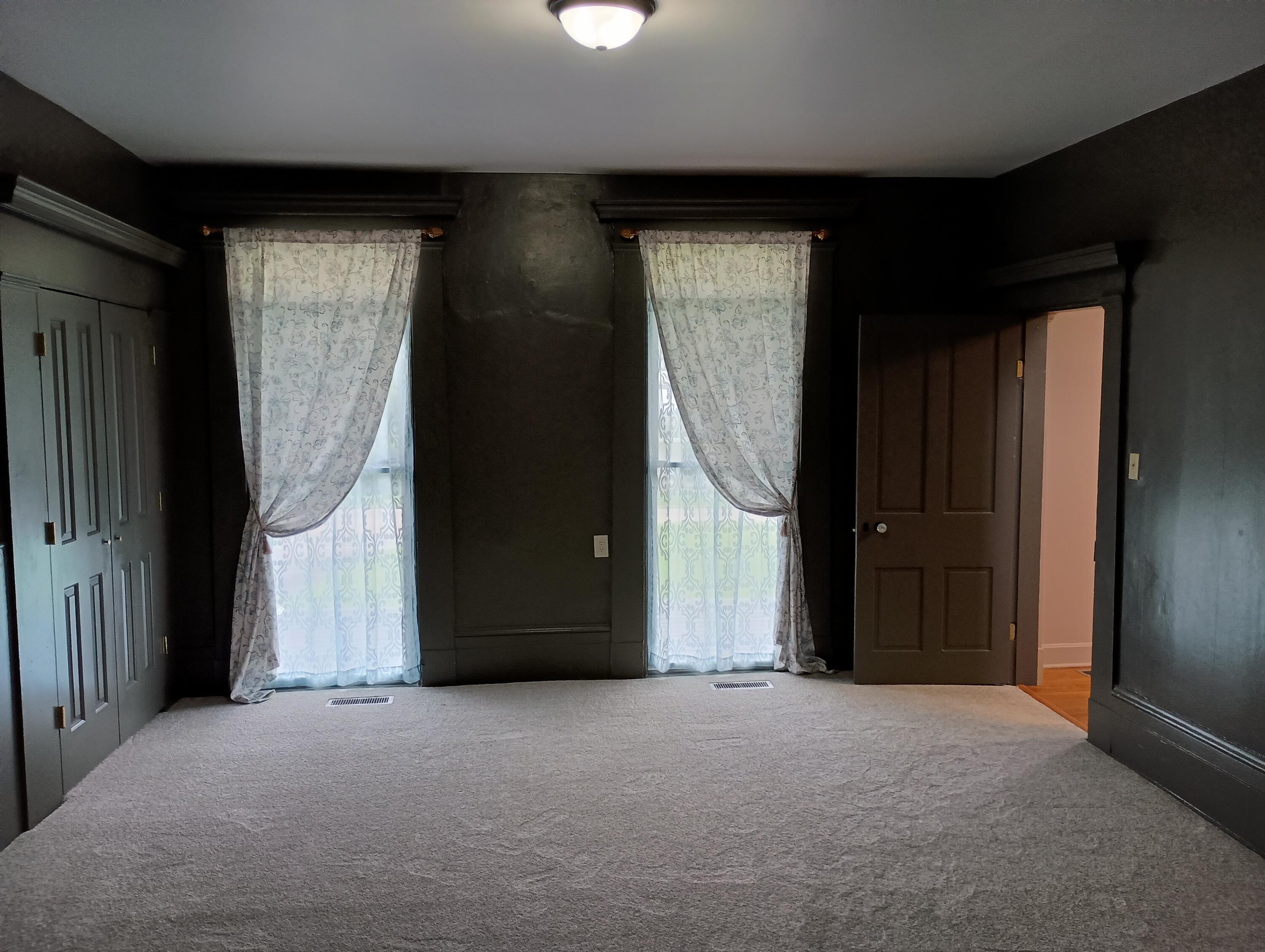 28 Broadway Street Property Photo 15