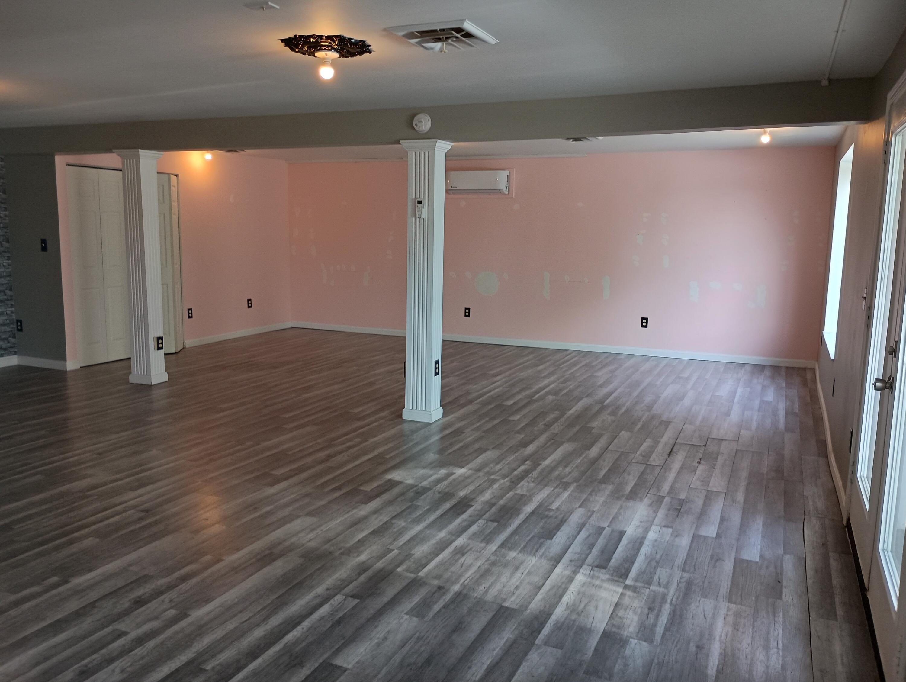 28 Broadway Street Property Photo 38