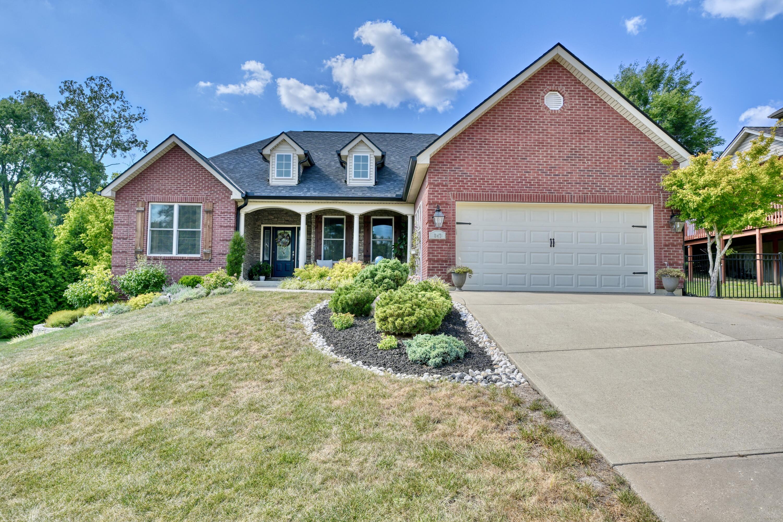 847 Pinehurst Drive Property Photo