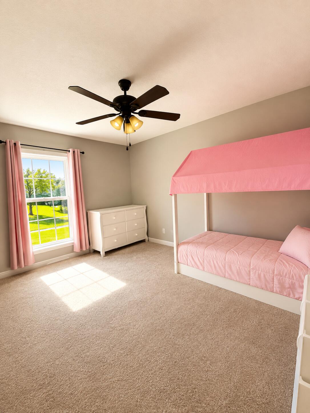 6855 Vantage Court Property Photo 7