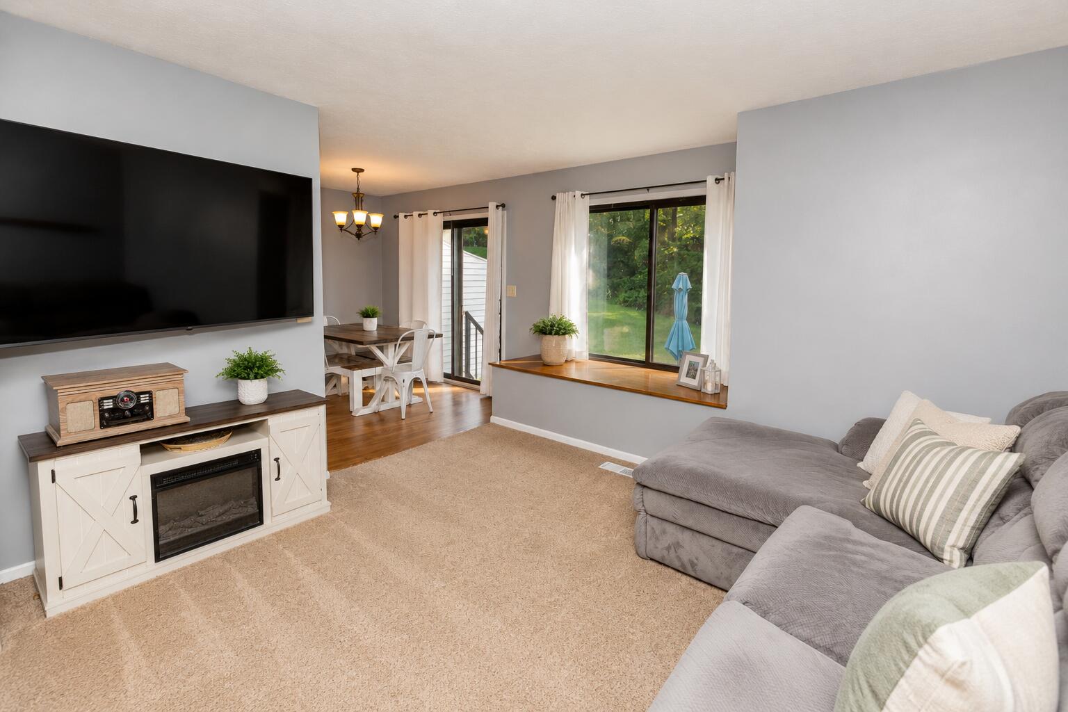 6646 Fairways Drive Property Photo 3
