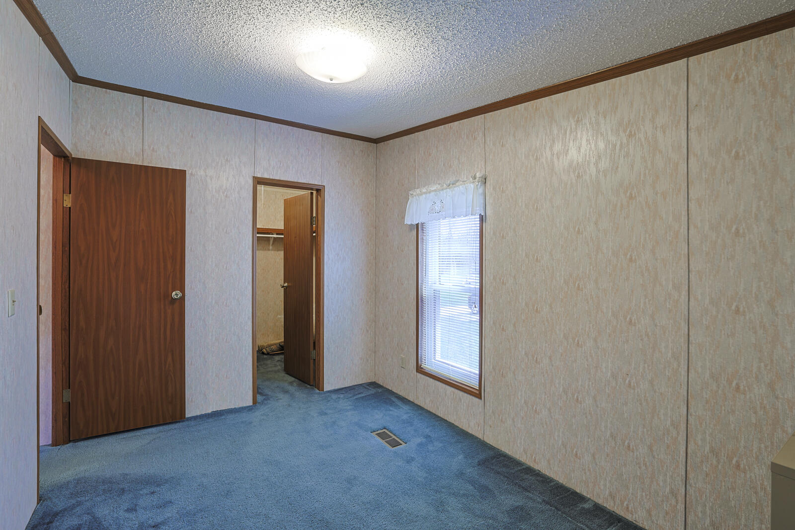 5646 New Drive Property Photo 19