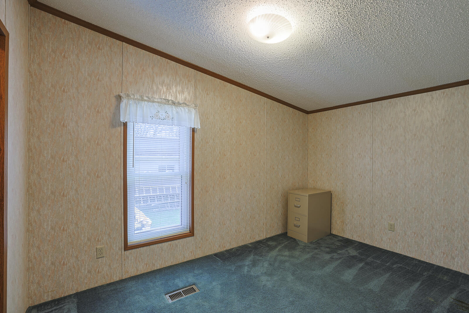 5646 New Drive Property Photo 20