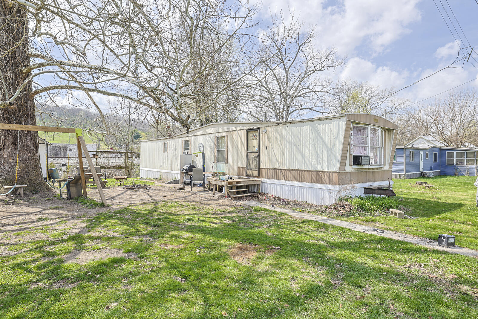 5646 New Drive Property Photo 35