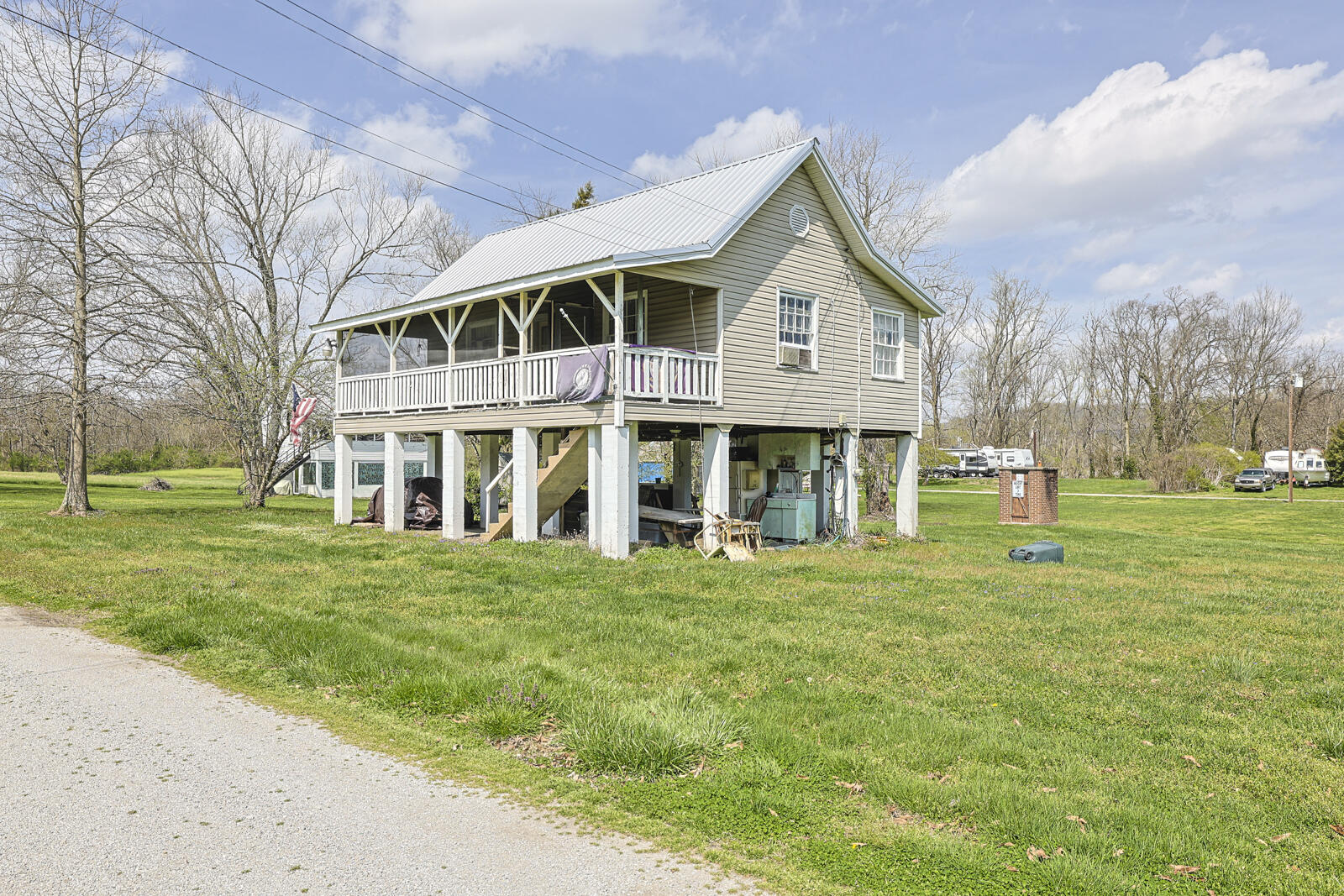 5646 New Drive Property Photo 37