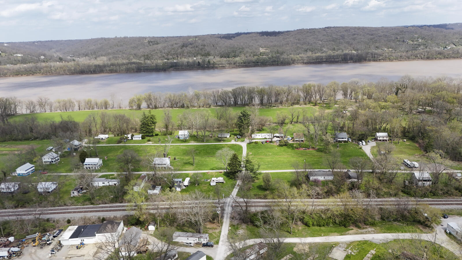 5646 New Drive Property Photo 46