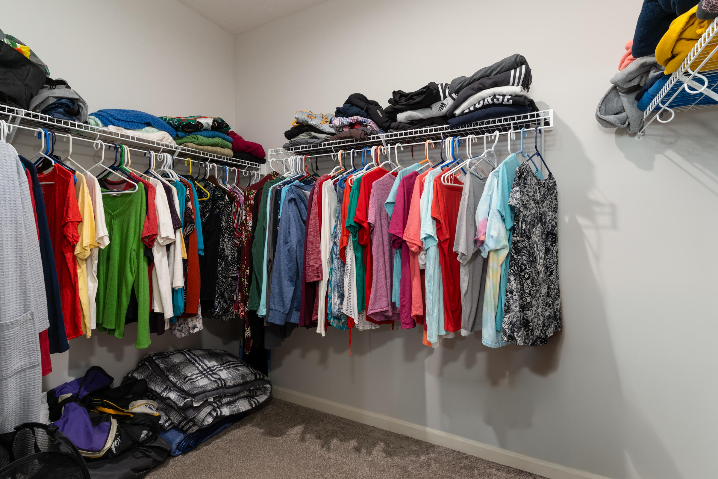 700 Streamside Drive, Upper Property Photo 24