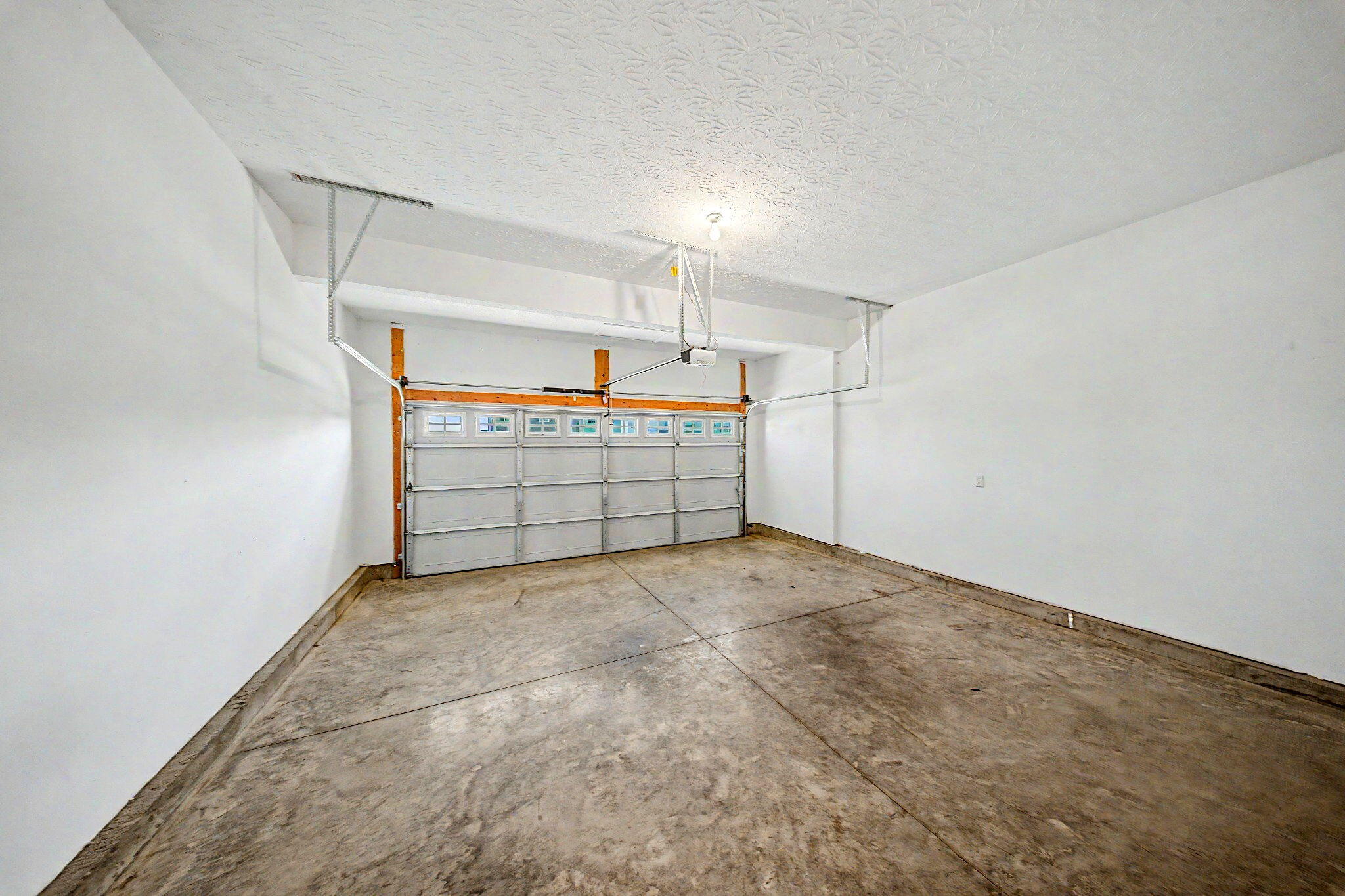 185 Veneto Drive Property Photo 36