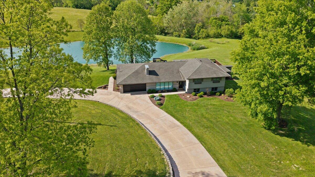 762 W Miller Road Property Photo 2