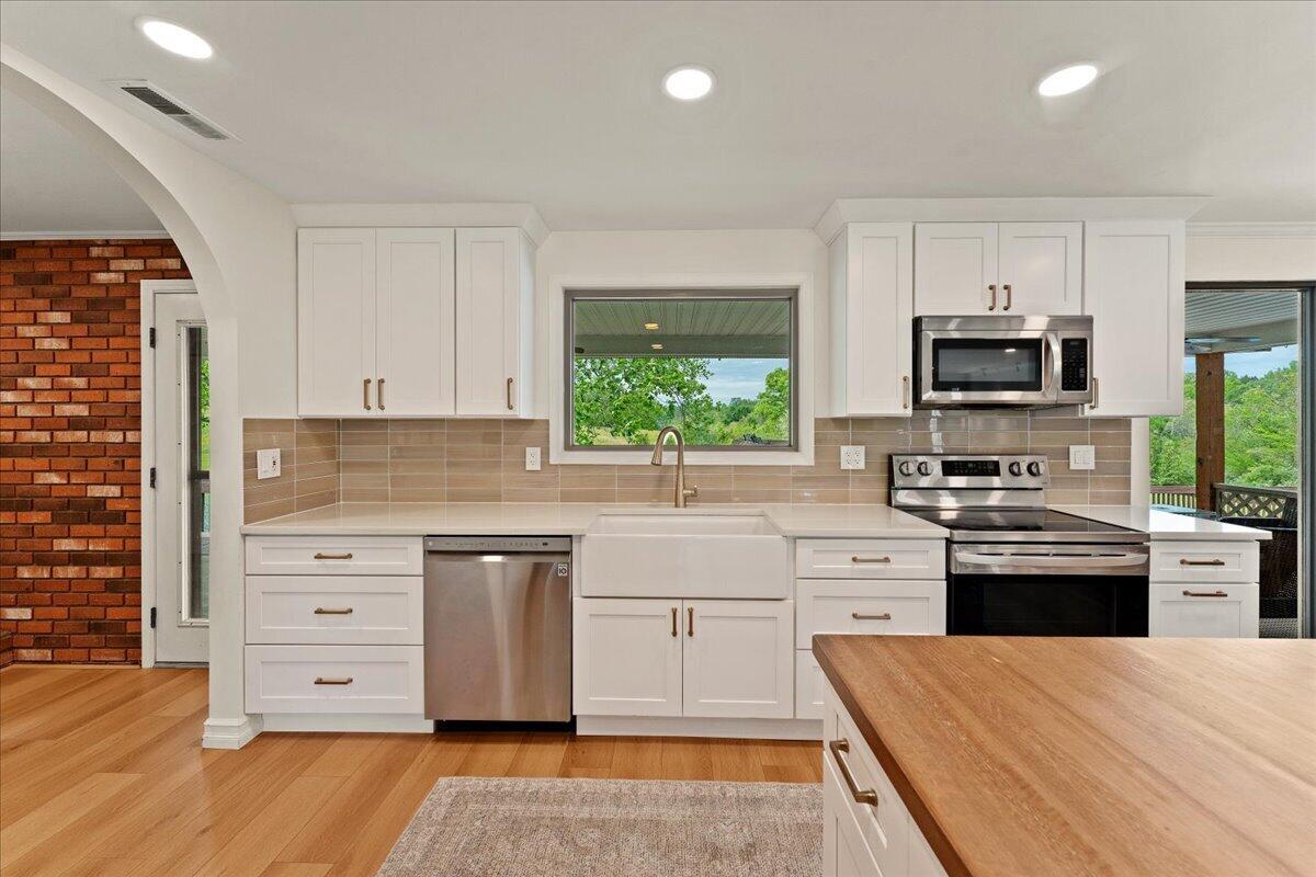 762 W Miller Road Property Photo 15