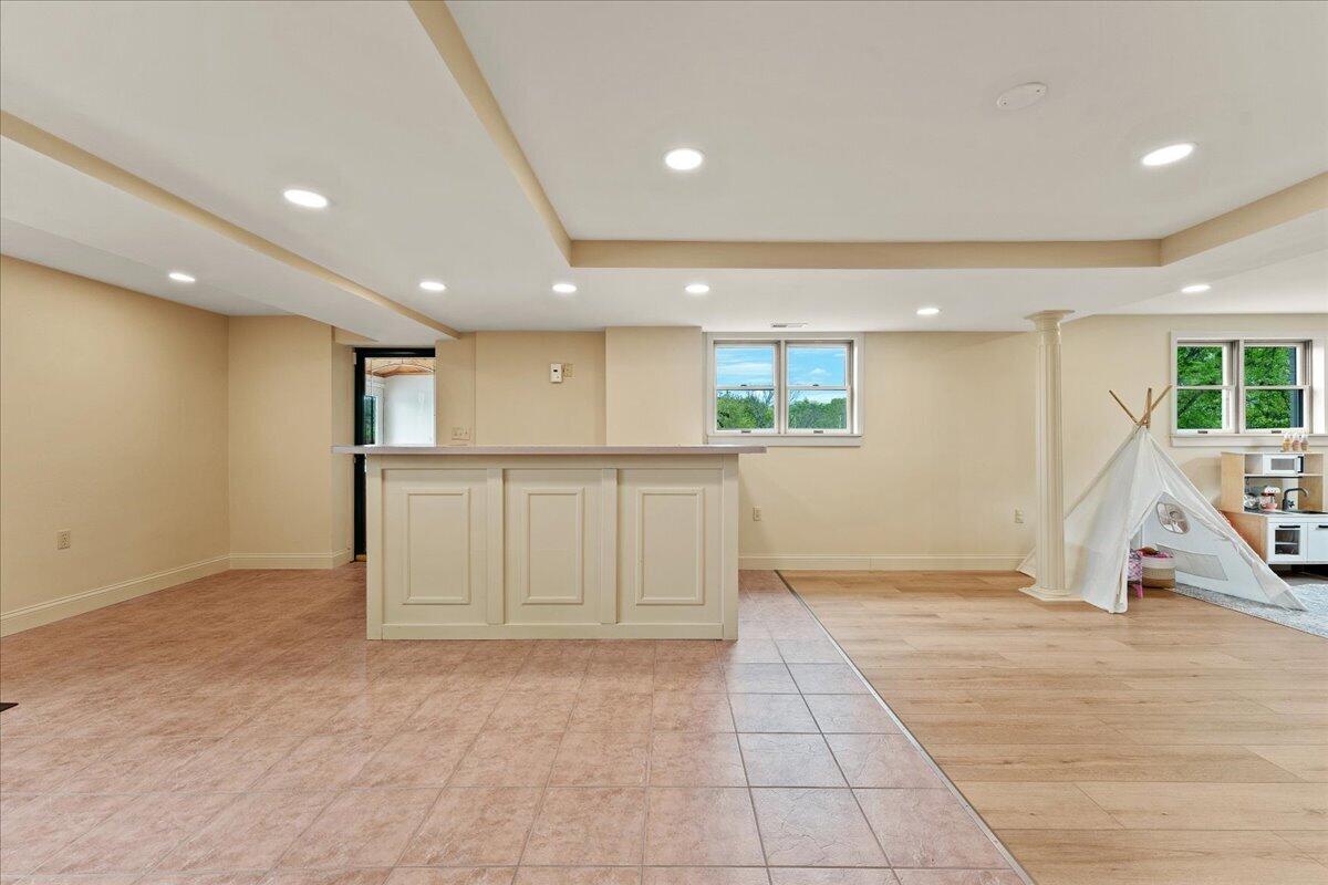 762 W Miller Road Property Photo 28