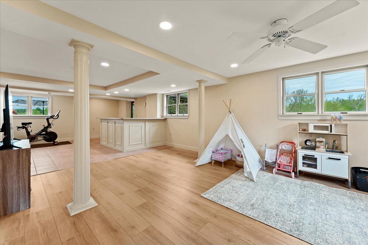 762 W Miller Road Property Photo 32