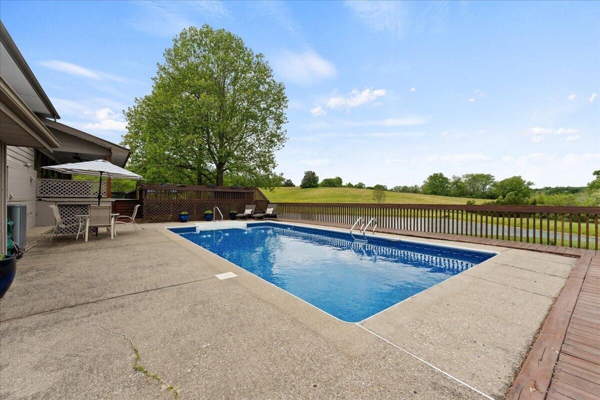 762 W Miller Road Property Photo 37