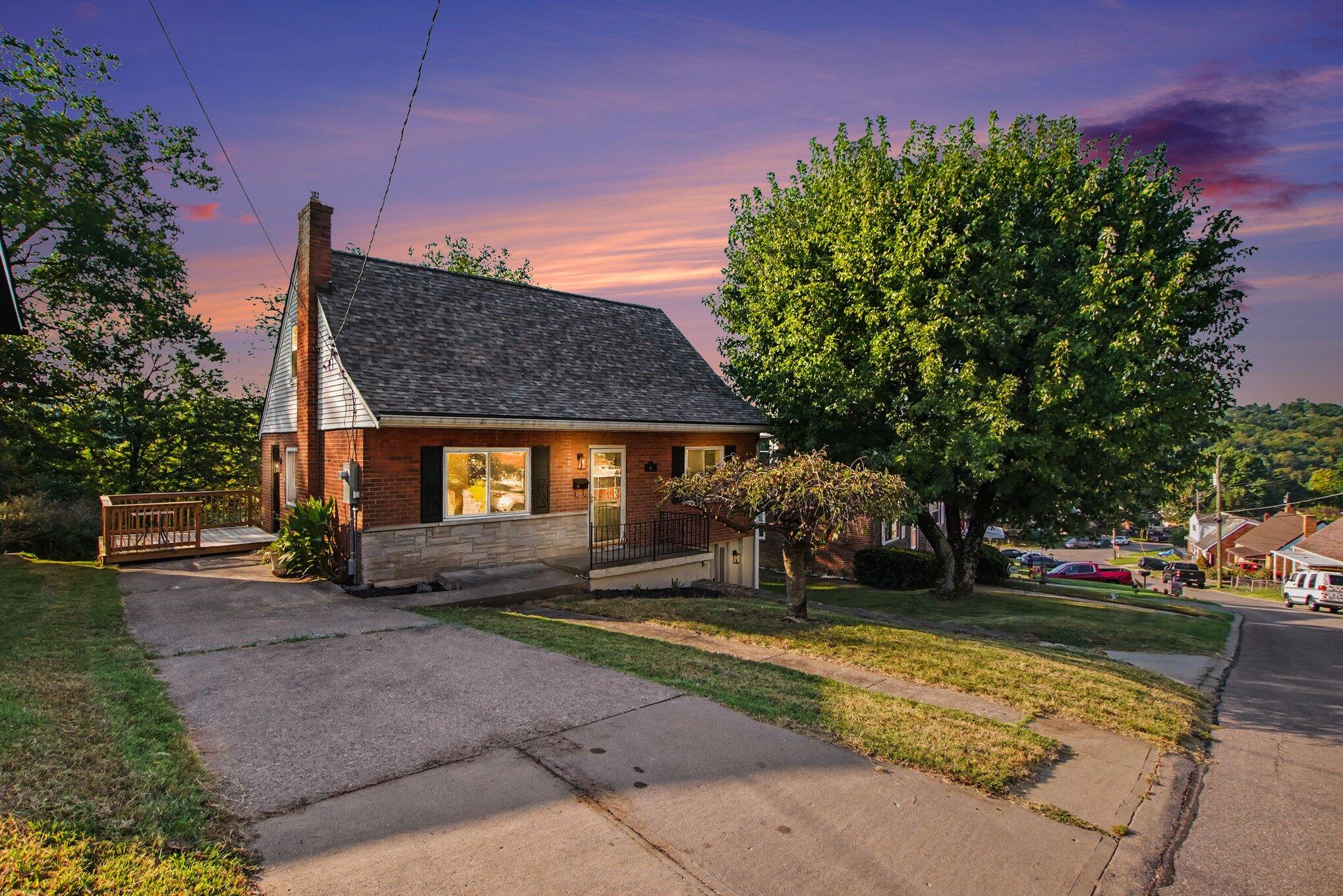 14 E Ridge Place Property Photo 1