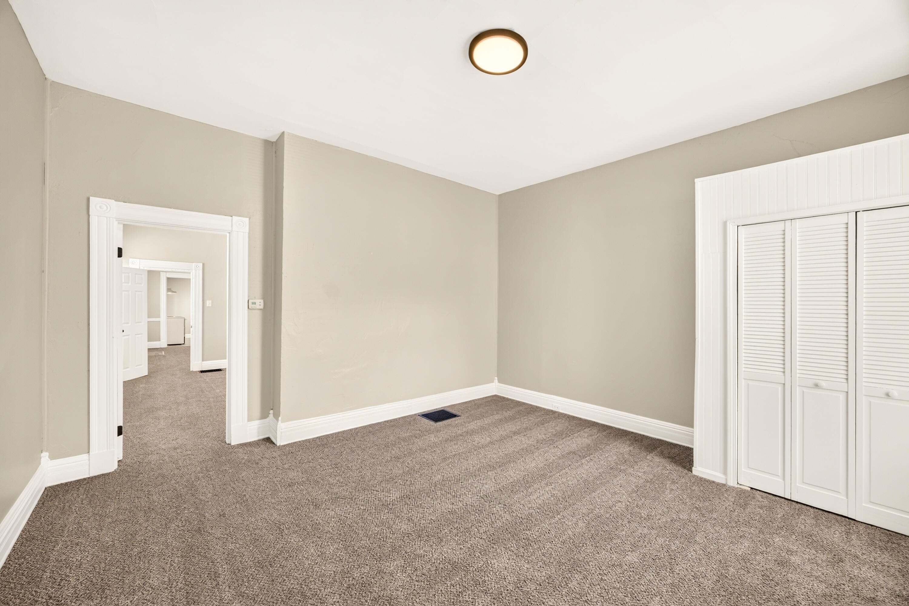 12 Catalpa Street Property Photo 10