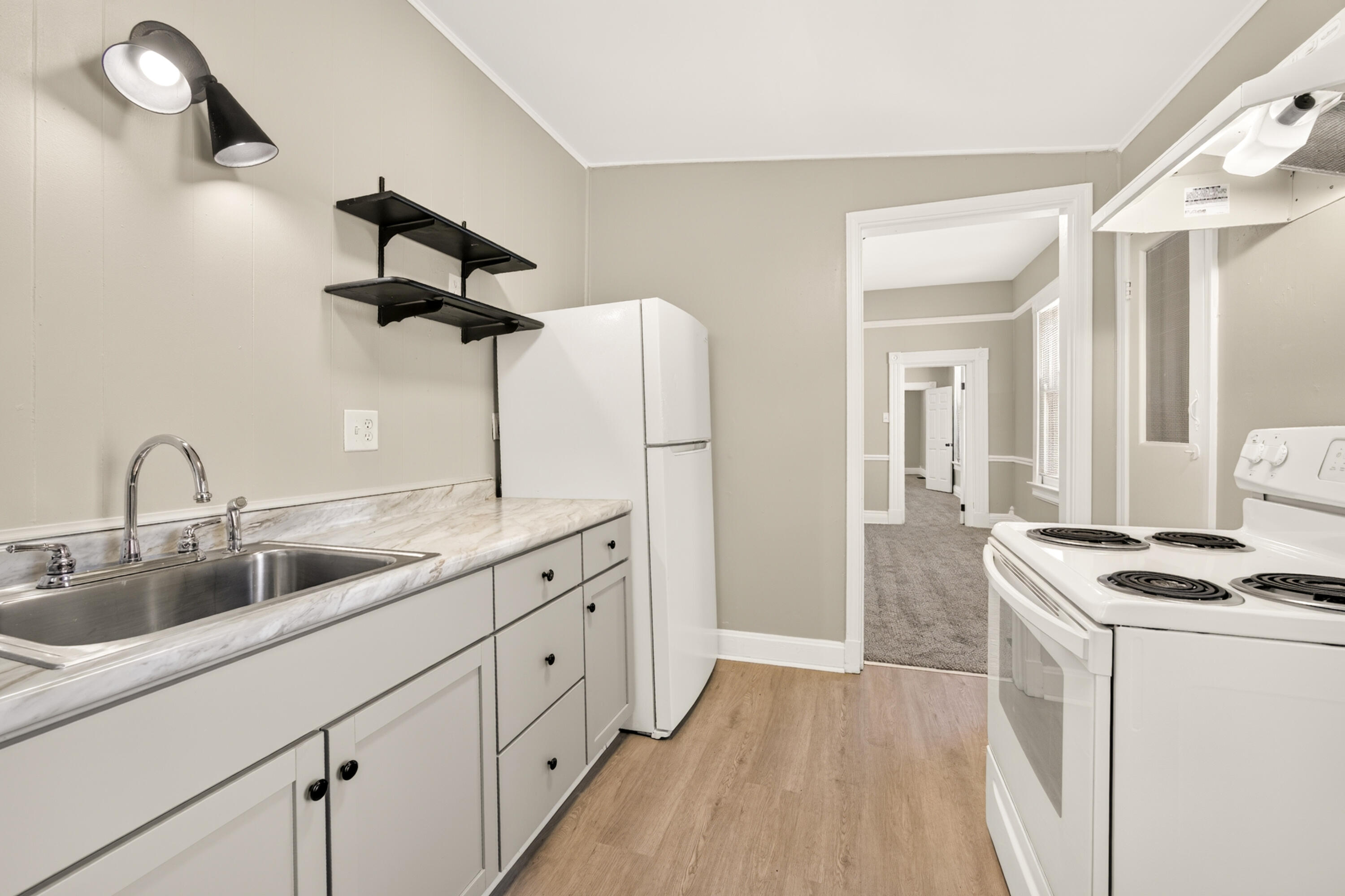 12 Catalpa Street Property Photo 15