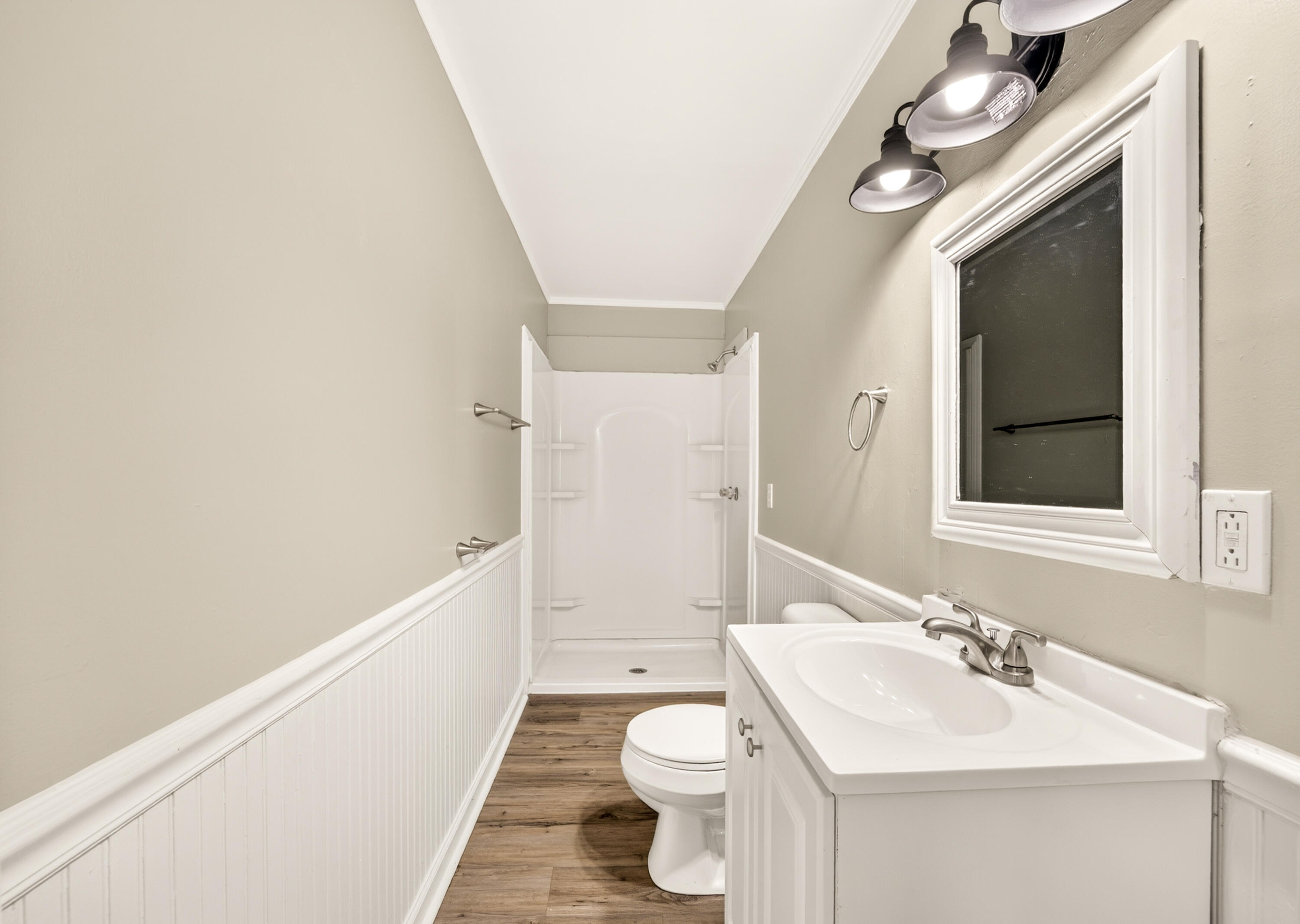 12 Catalpa Street Property Photo 19
