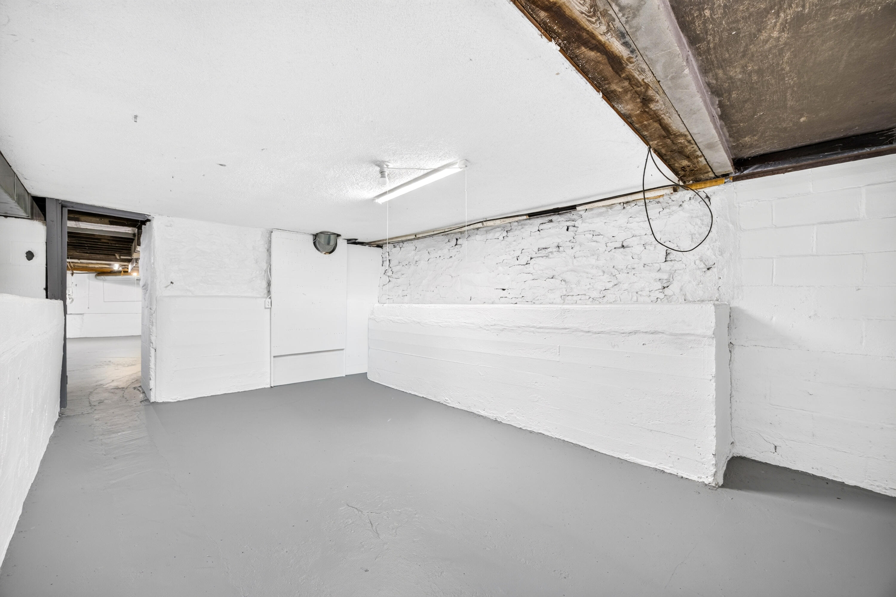 12 Catalpa Street Property Photo 24