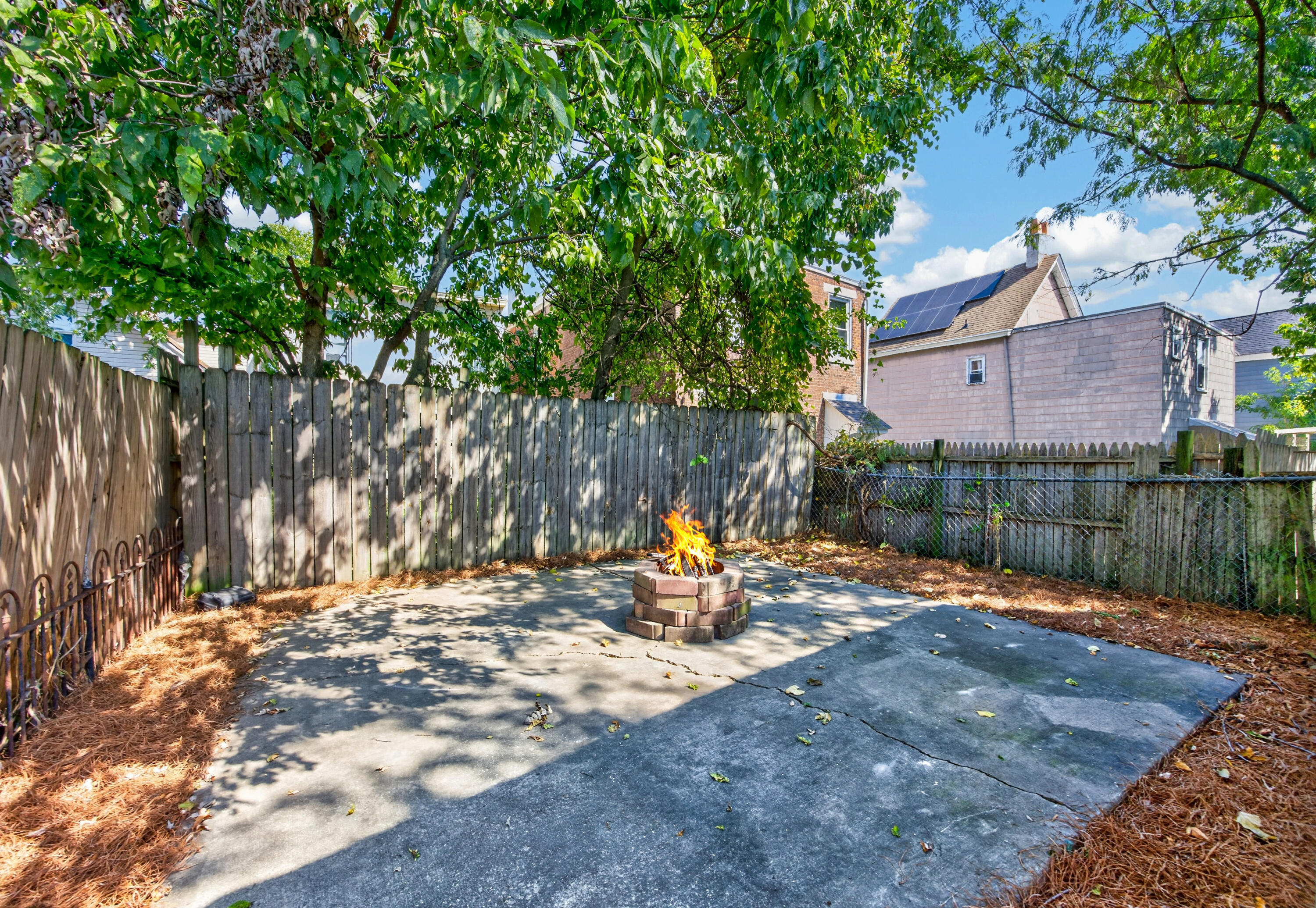 12 Catalpa Street Property Photo 26