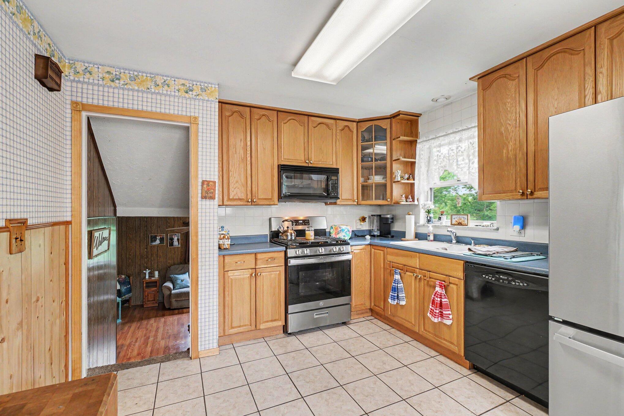 265 Sunset Drive Property Photo 4