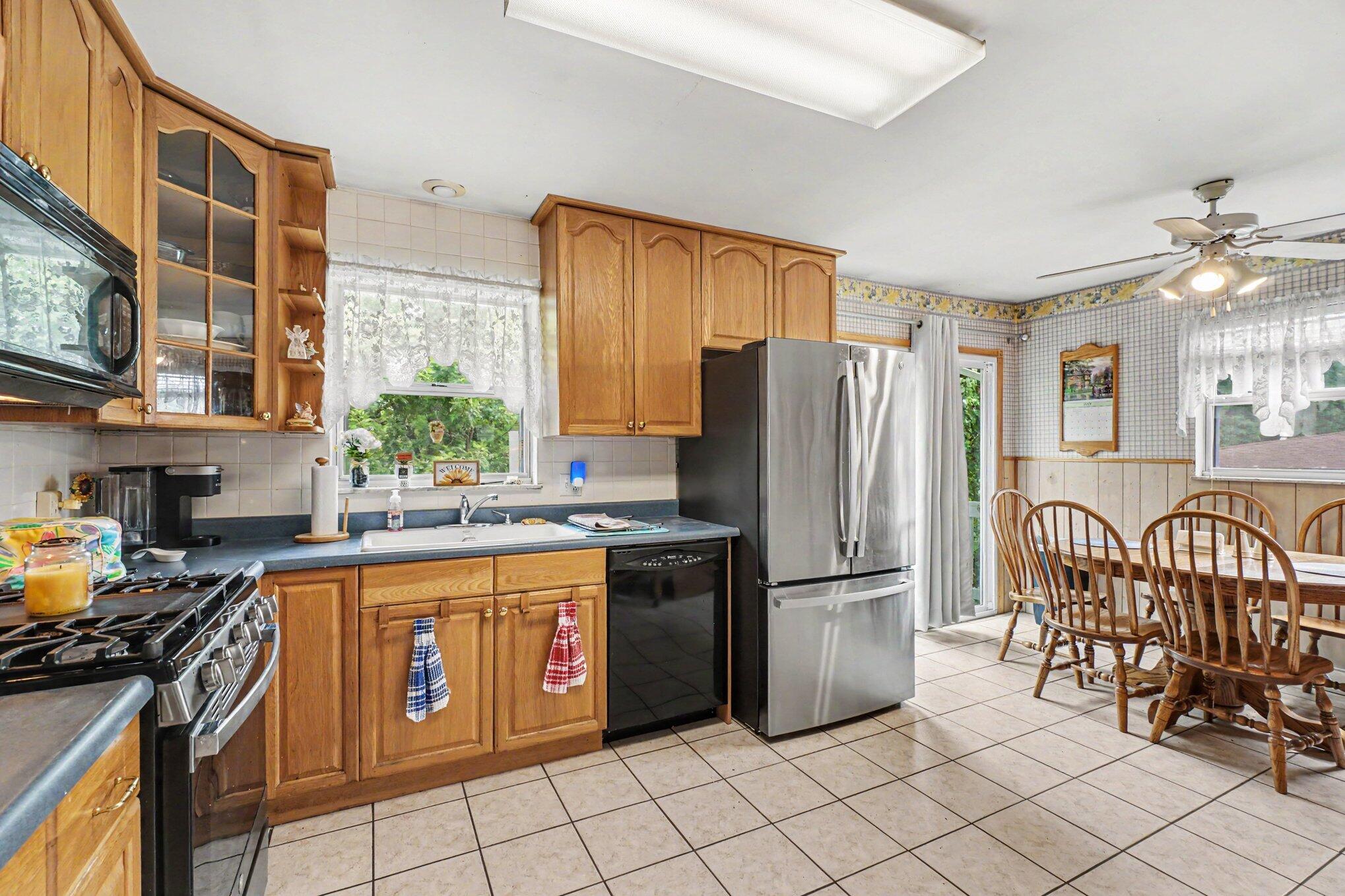 265 Sunset Drive Property Photo 5