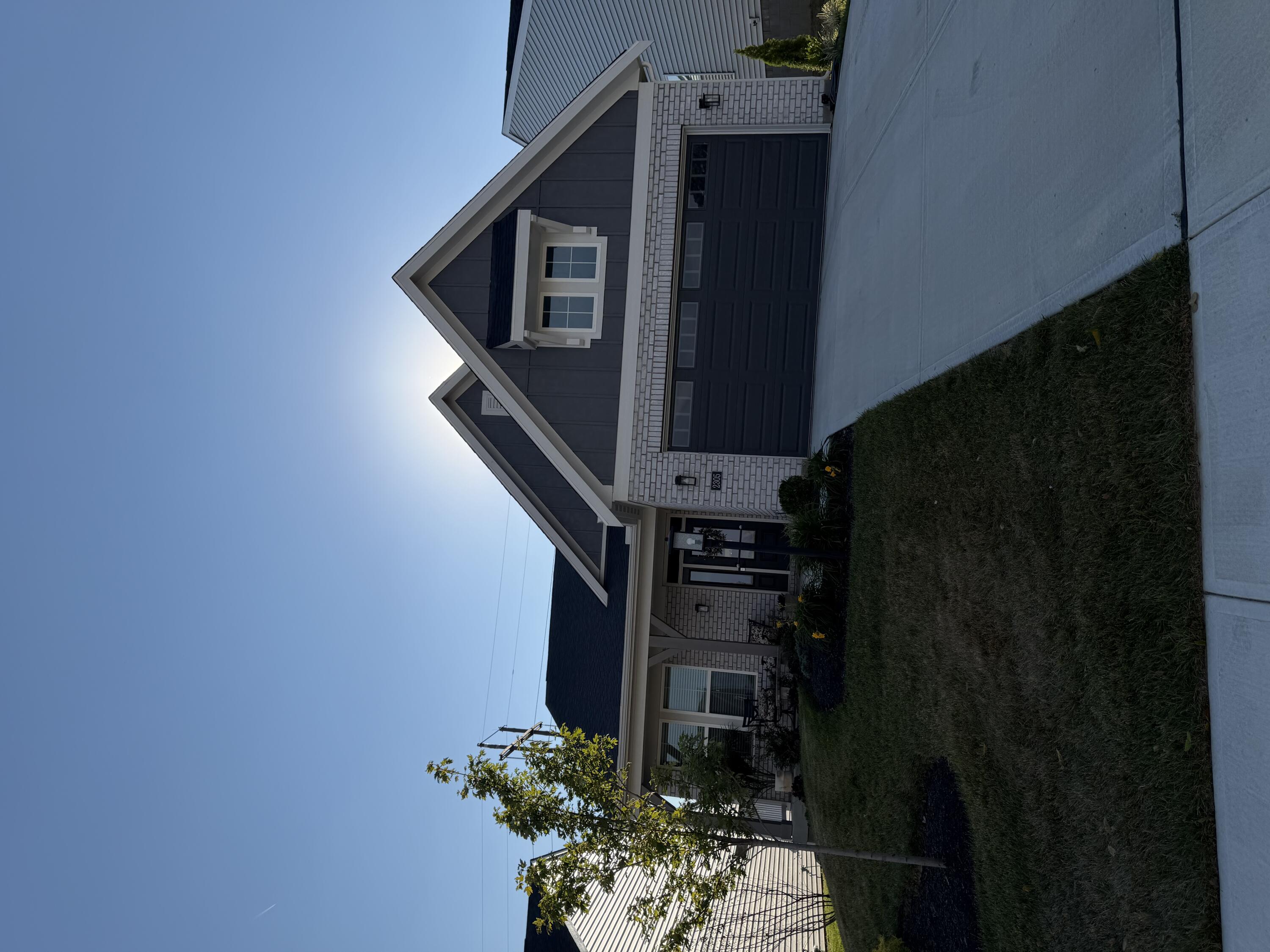 2305 O Clery Avenue Property Photo 1