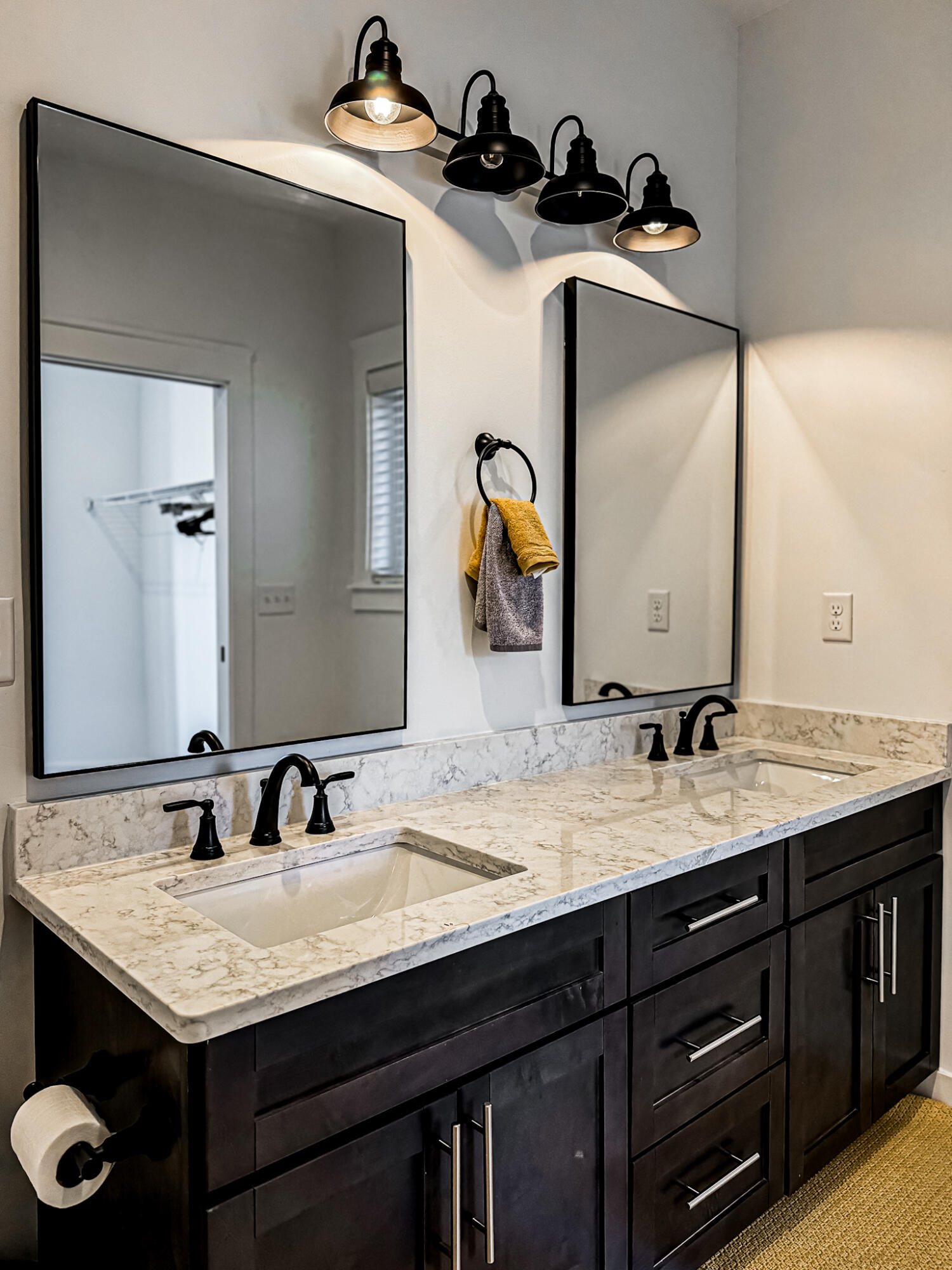 599 Manhattan Boulevard, 201 Property Photo 40